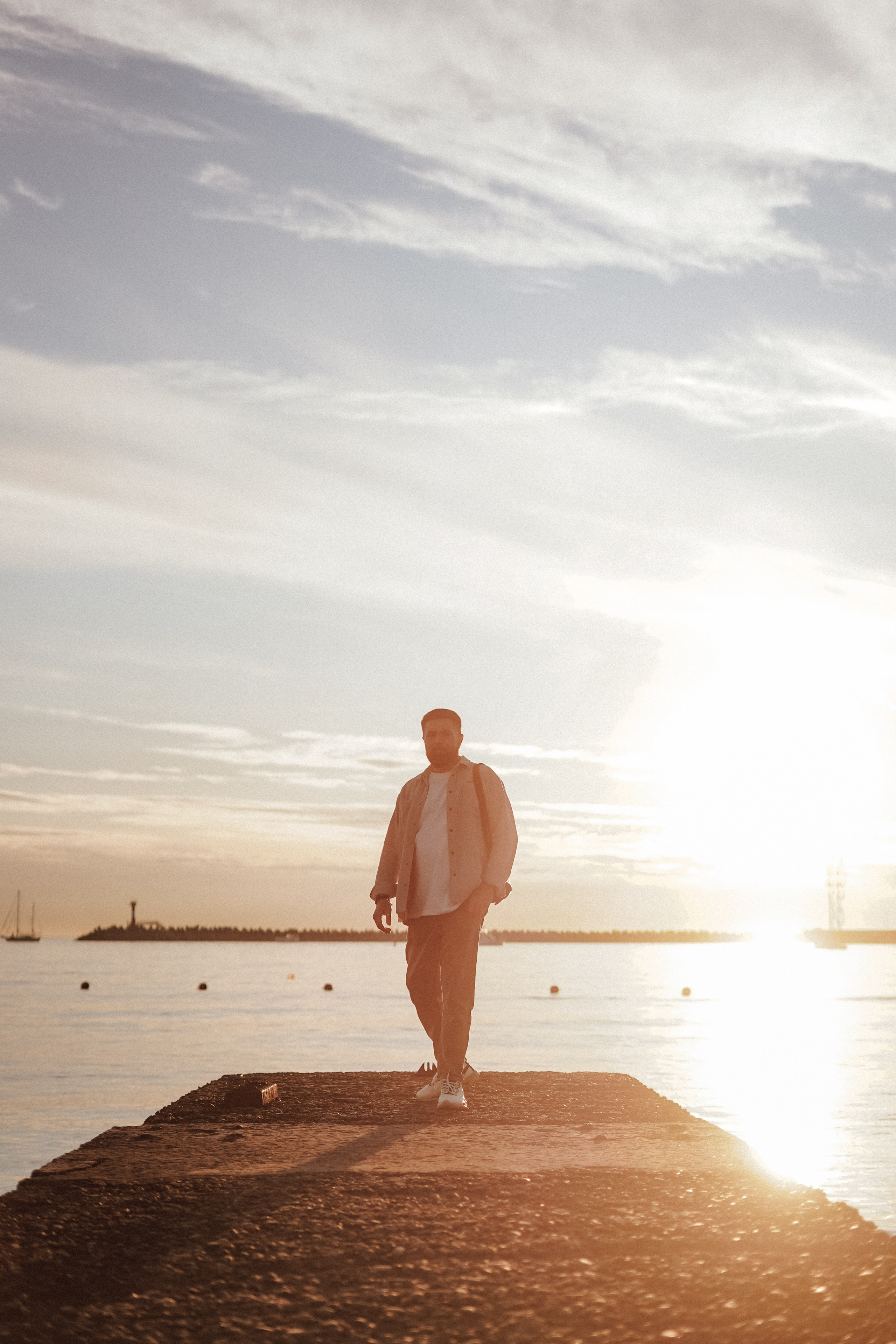 Фотосессия для Николая в морпорту и на ж/д вокзале Сочи. Фотограф в Сочи и Абхазии | Фототуры | September Air