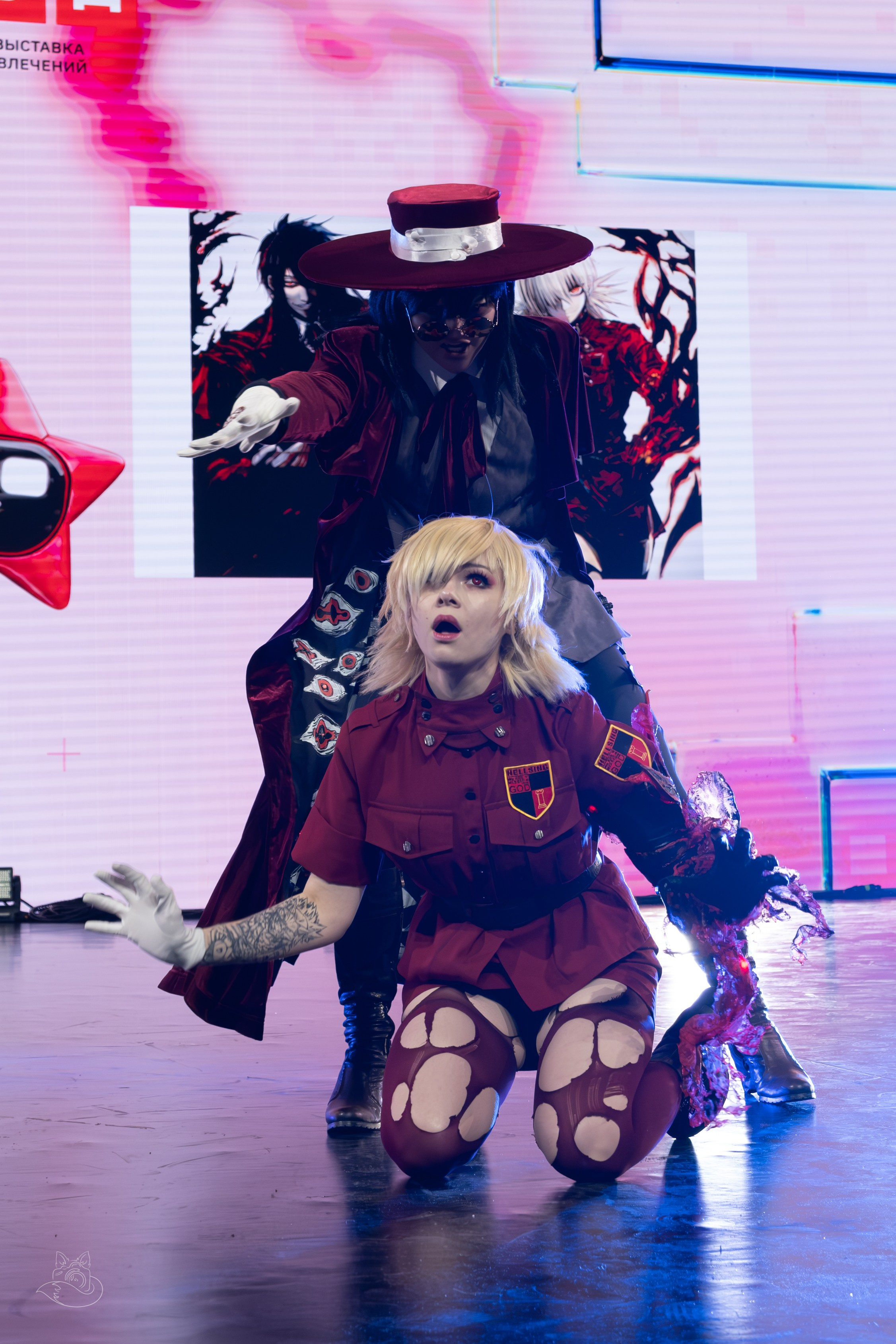 Сцена РЭД ЭКСПО 2024. Косплей фотограф