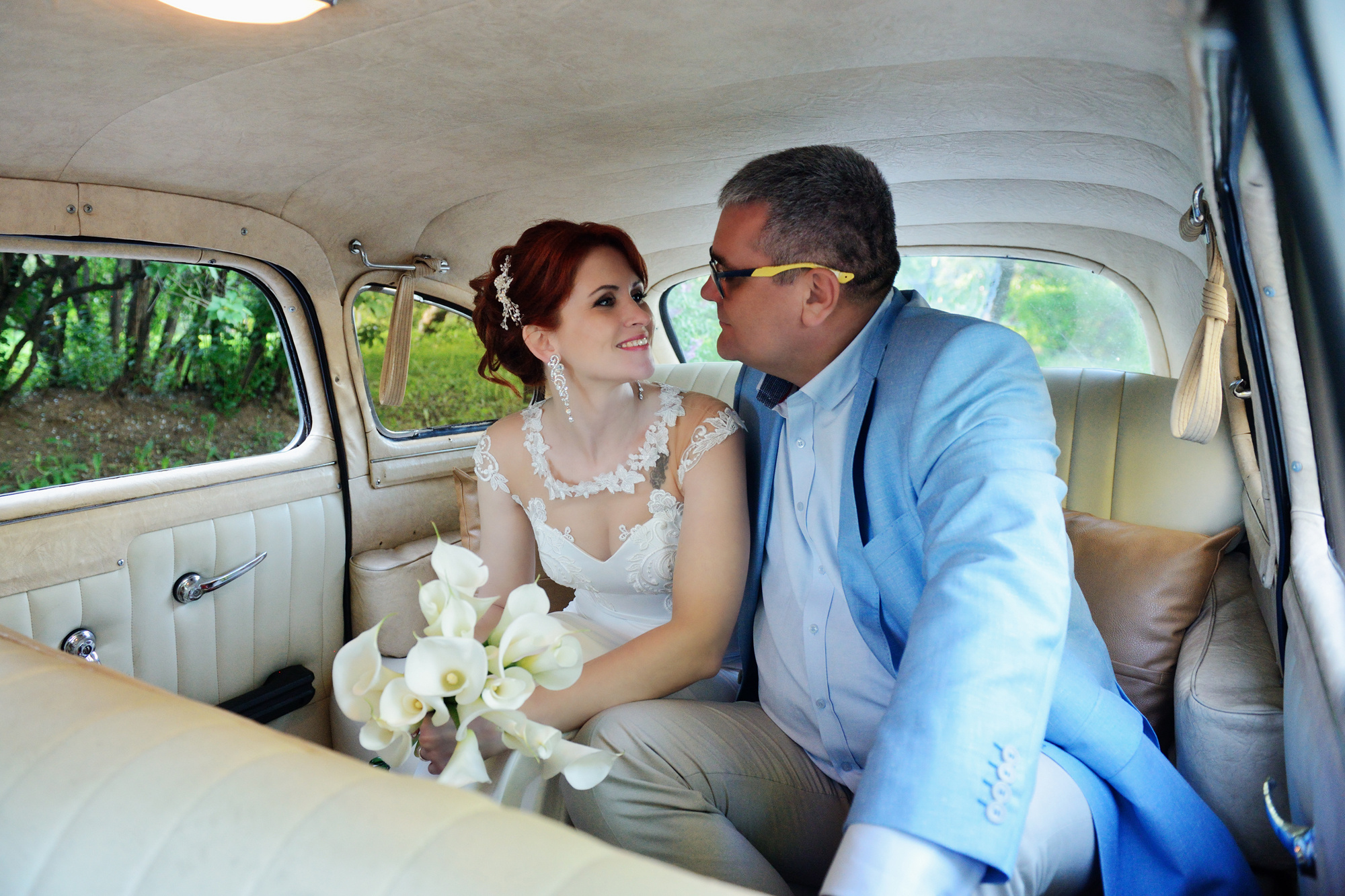 свадебный автомобиль