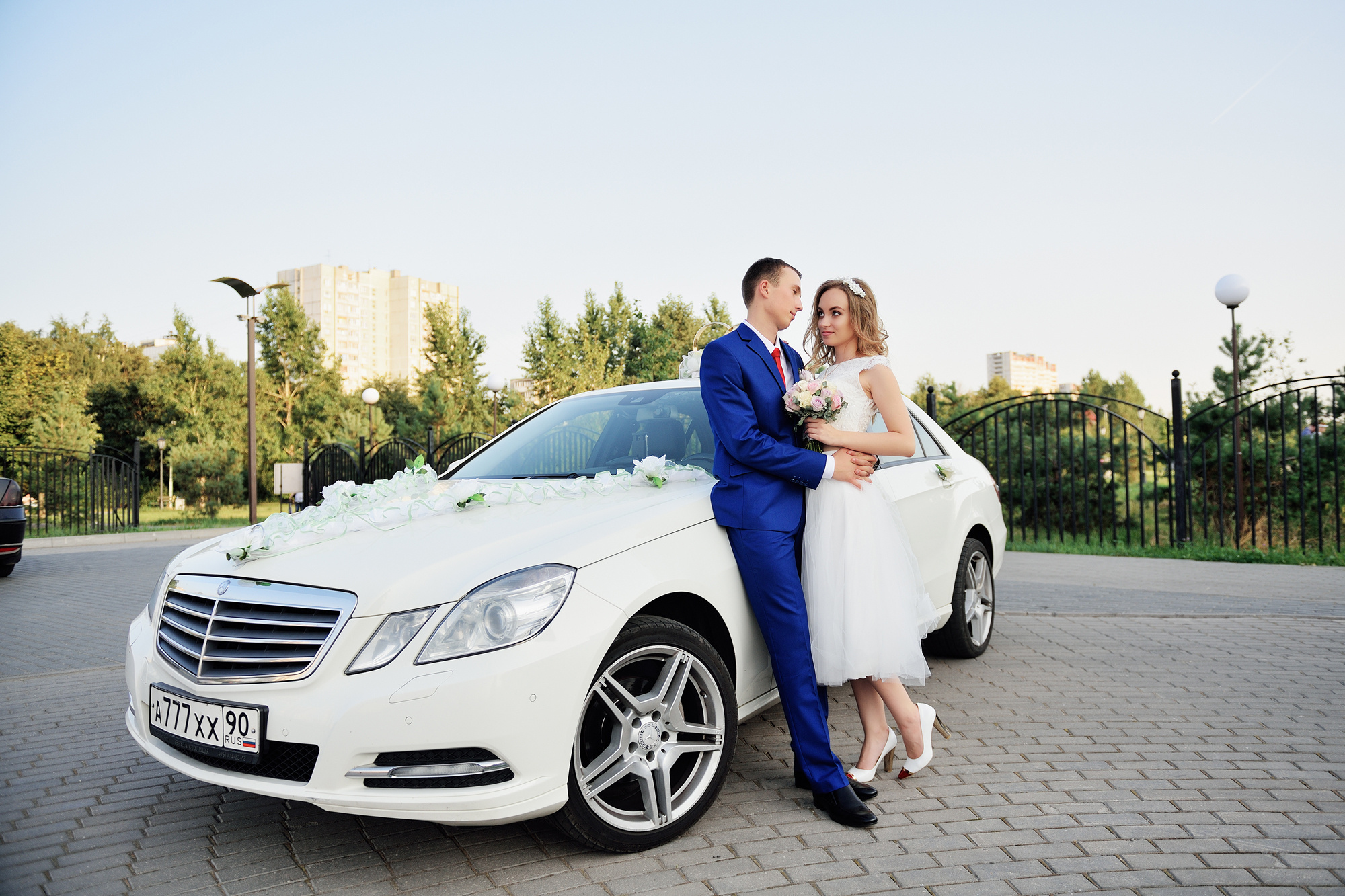 свадебный автомобиль