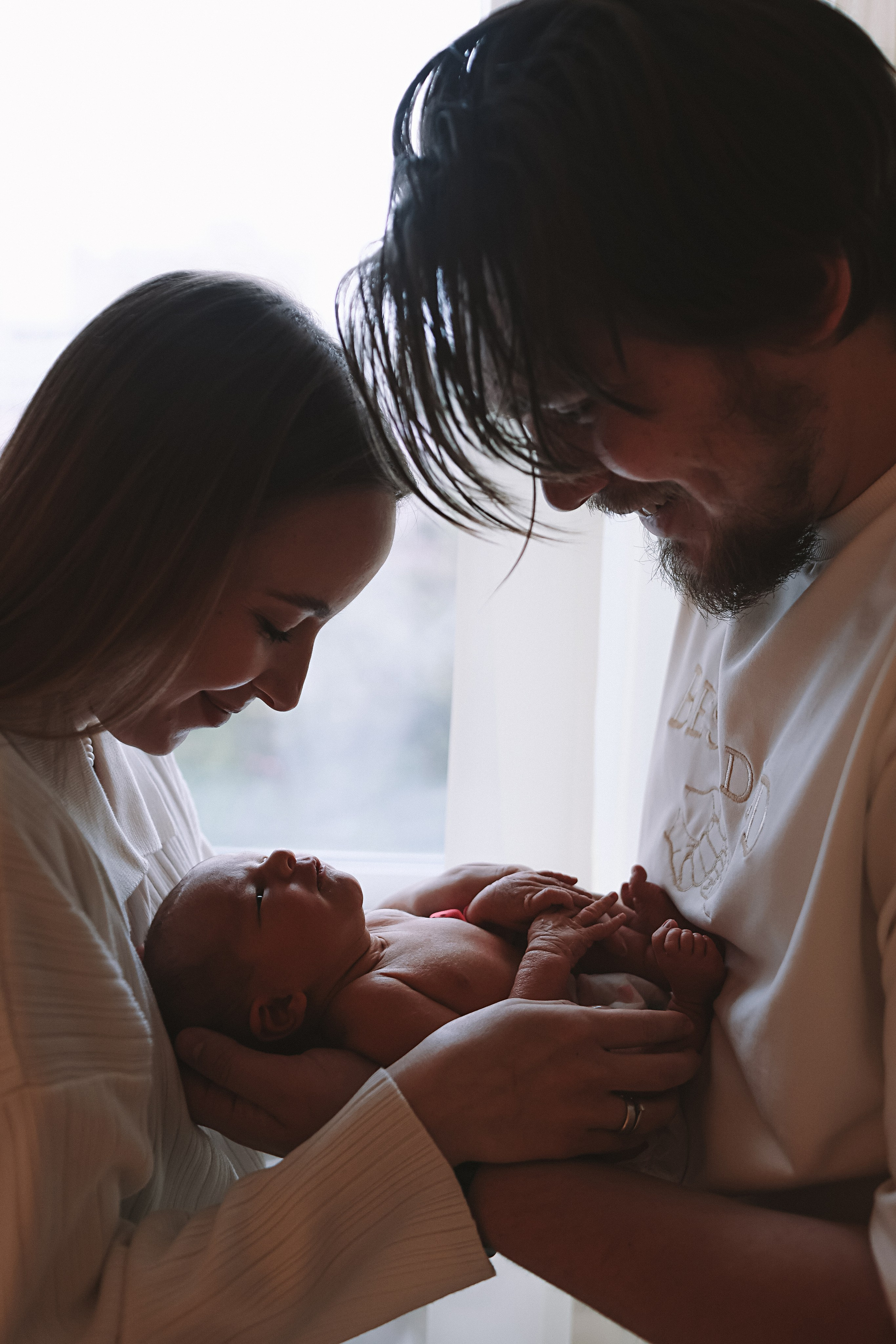 Выписка палата+внизу ПЦЭ. Семейный фотограф Тюмень, фотограф на роды Салмина Мария