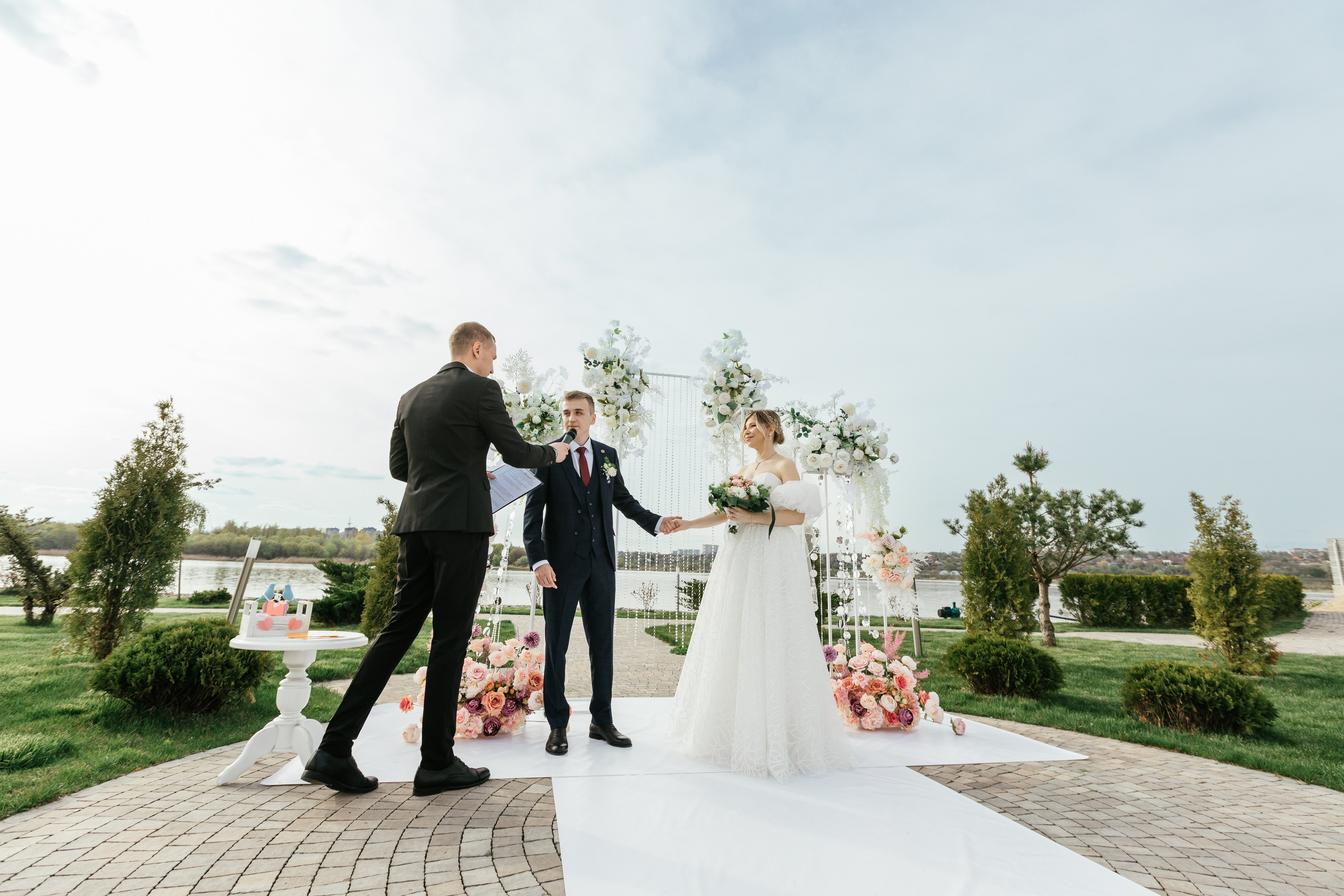 Выездная регистрация и банкет. Свадебный и семейный фотограф Ростова-на-Дону Ирина Бондарева