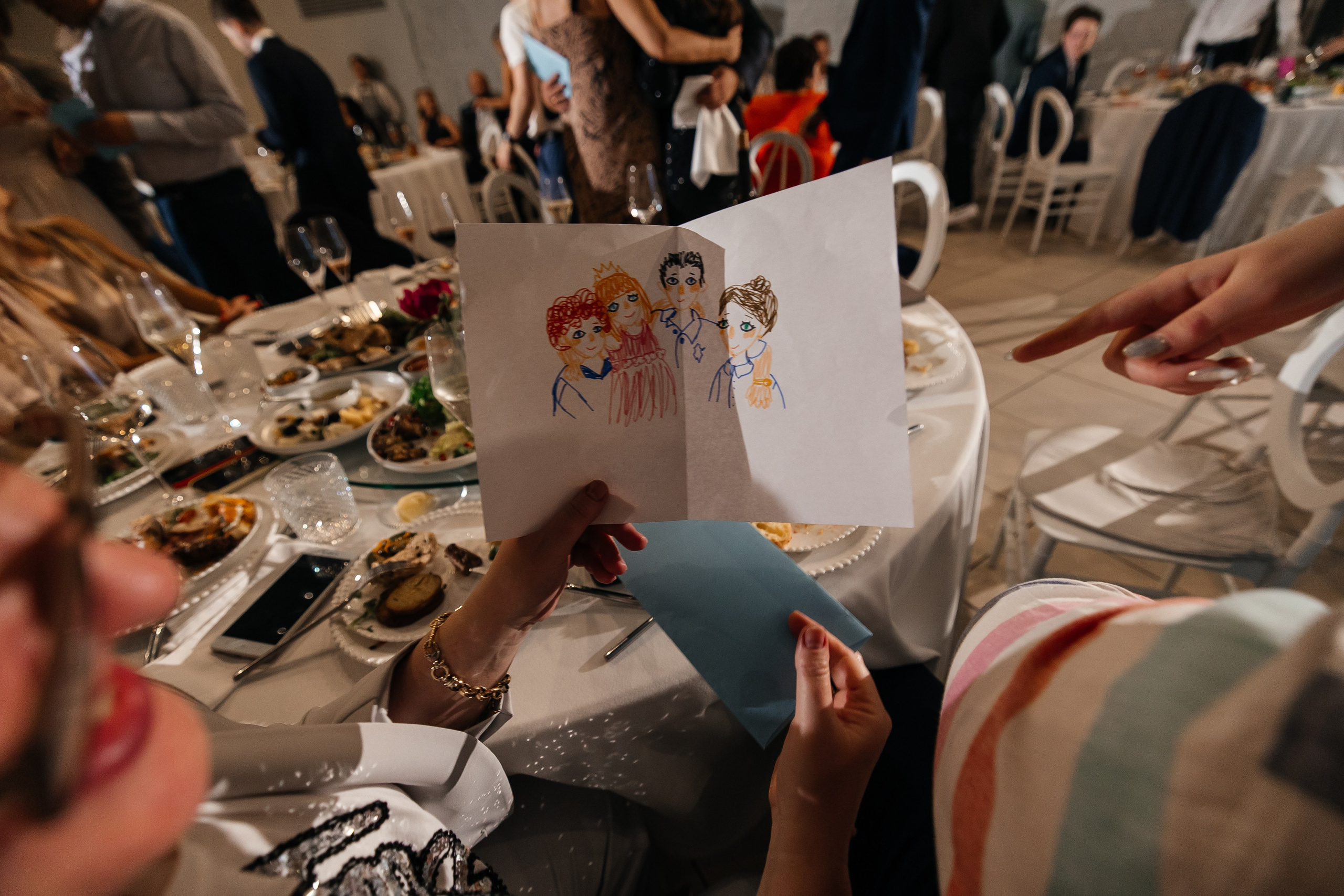 2023-06-23 Выпускной МБОУ СОШ № 10. Фотограф в Красноярске