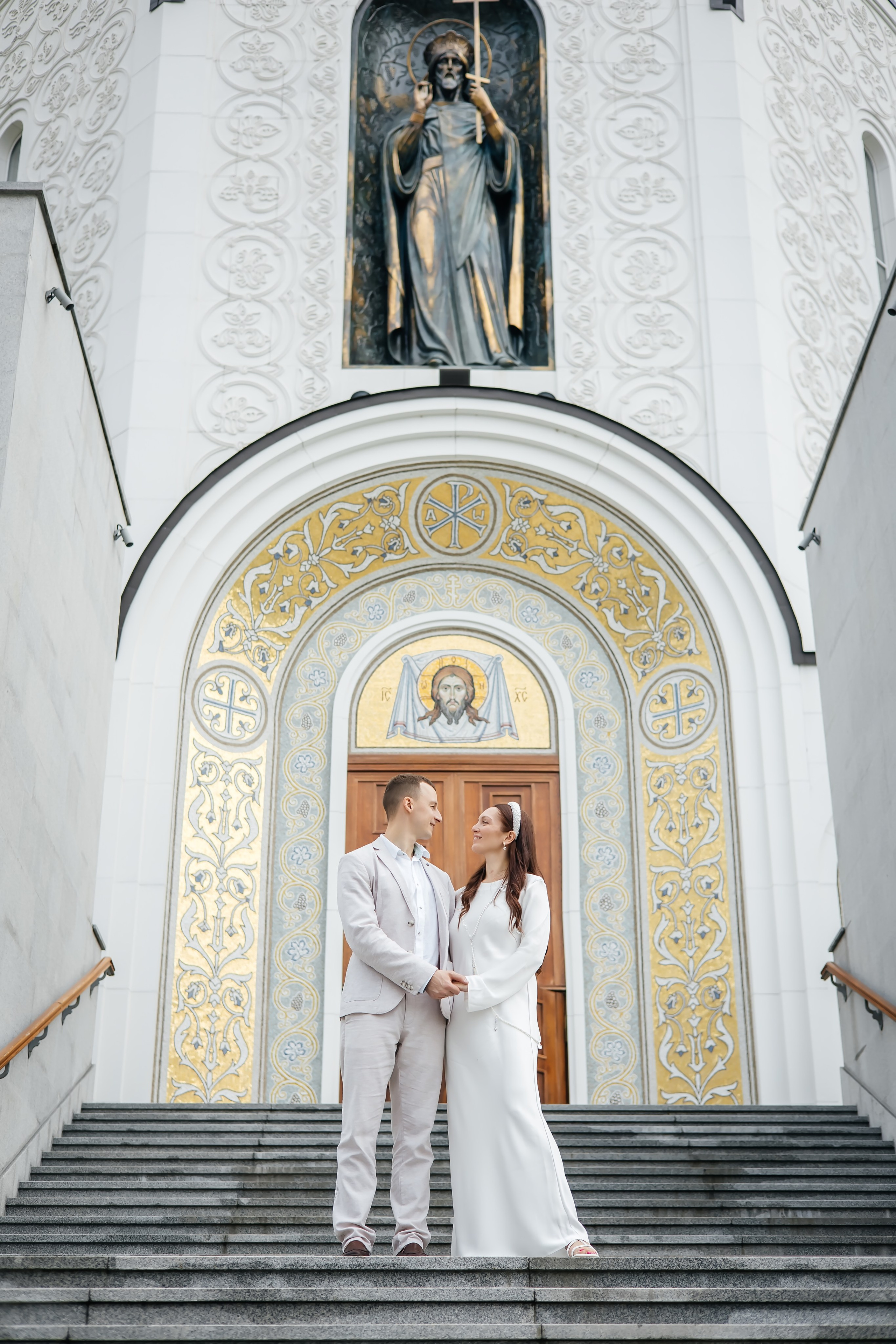 Венчание Ольги и Никиты в Храме Святого Равноапостольного князя Владимира в Тушино. Фотограф на крещение и венчание Москва  Надежда Баланина