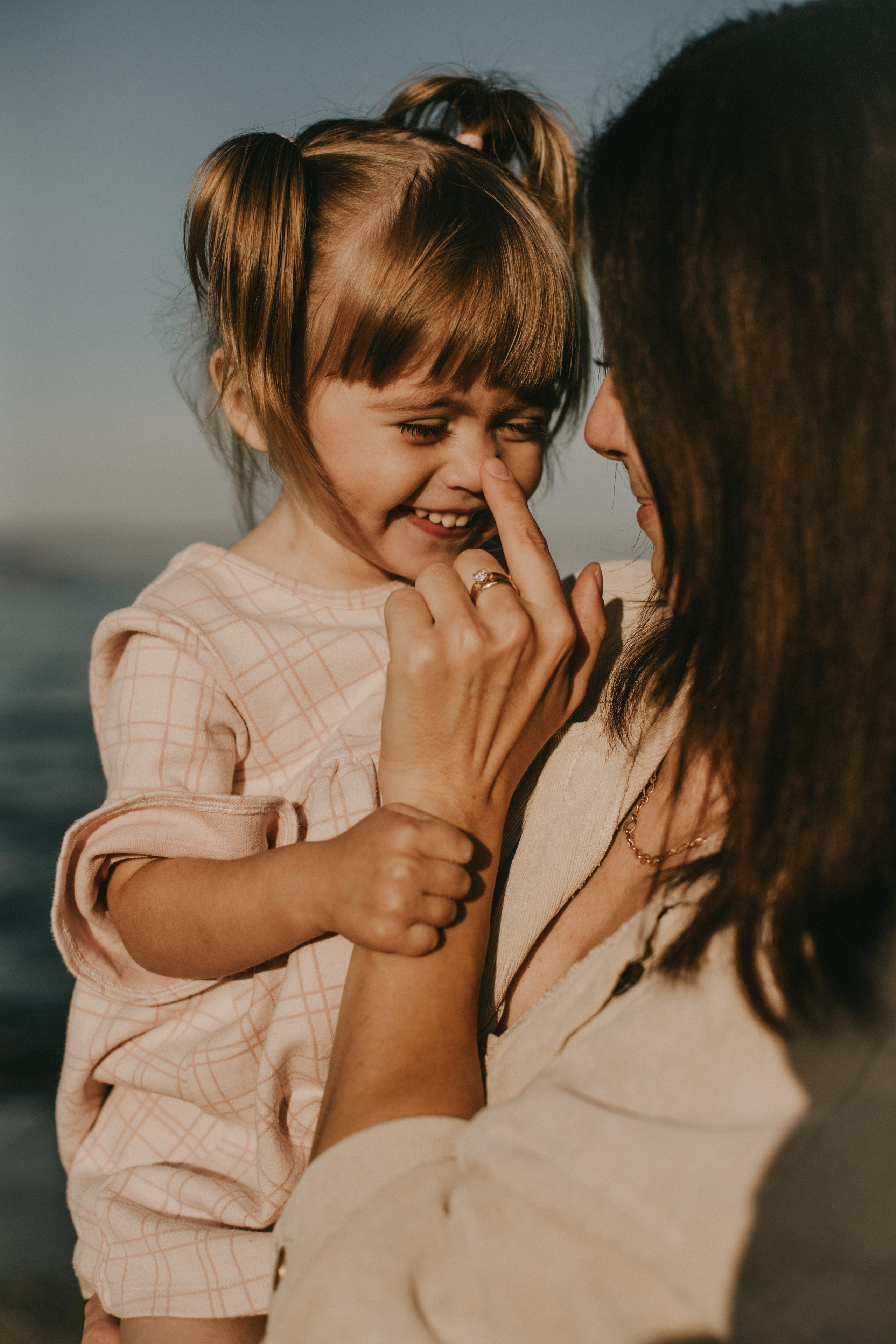 Летняя прогулка мамы и дочки. Фотограф Наталья Кургина Слюдянка Иркутск