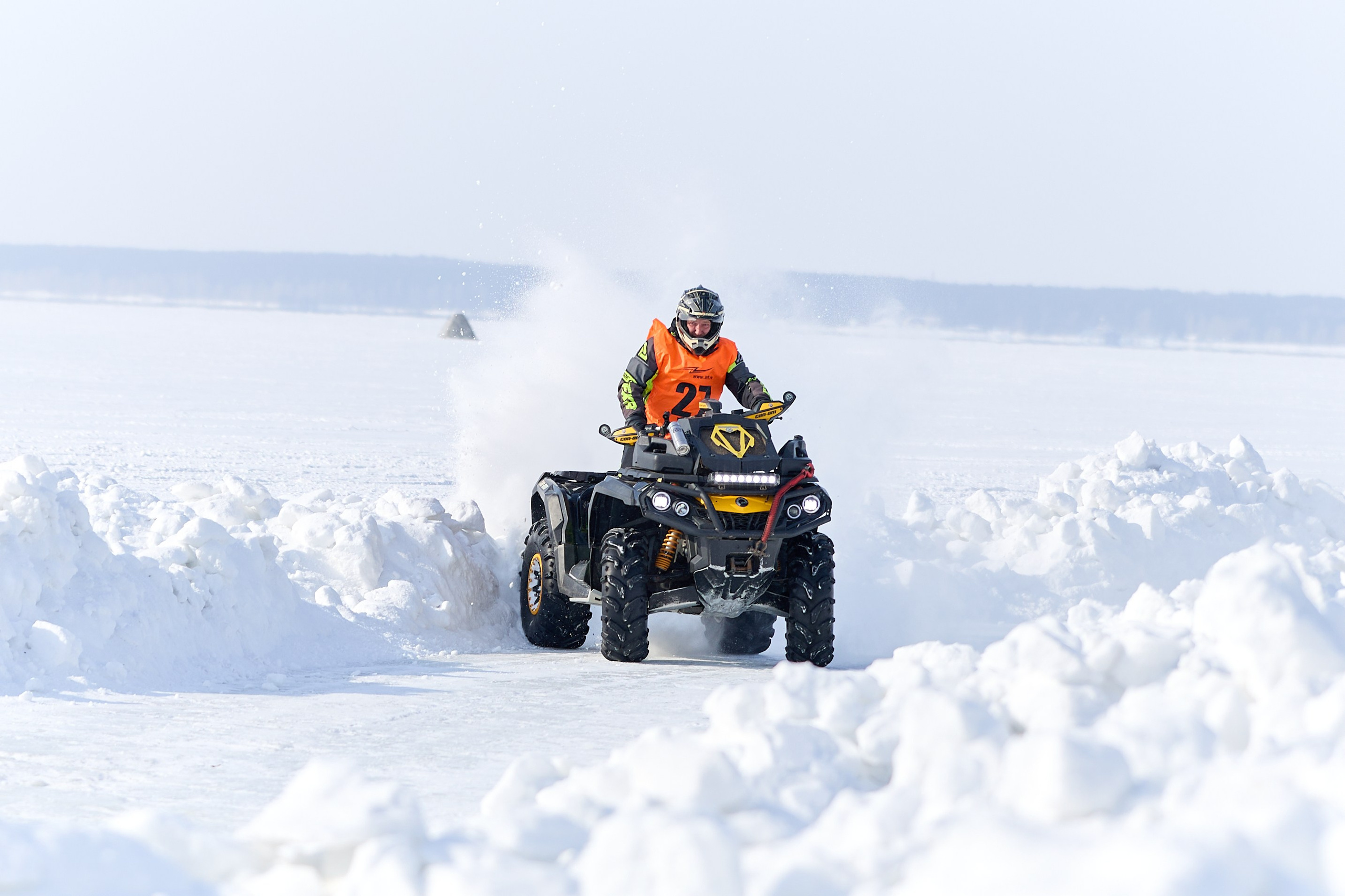 Топим Лёд — 2026. Соревнования на квадроциклах. Фотограф в Новосибирске Алена Скокова