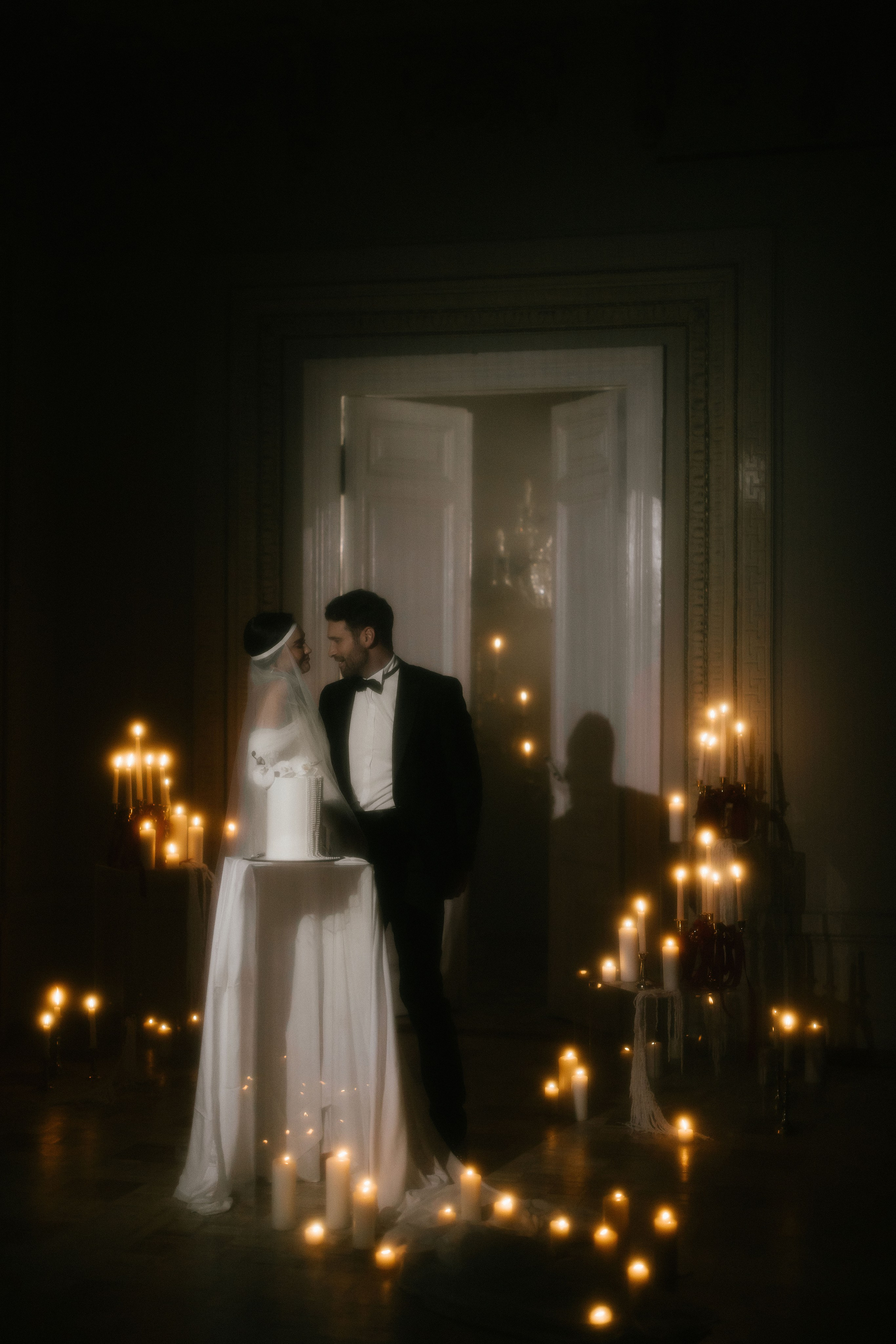 При свечах…. Свадебный фотограф в Москве