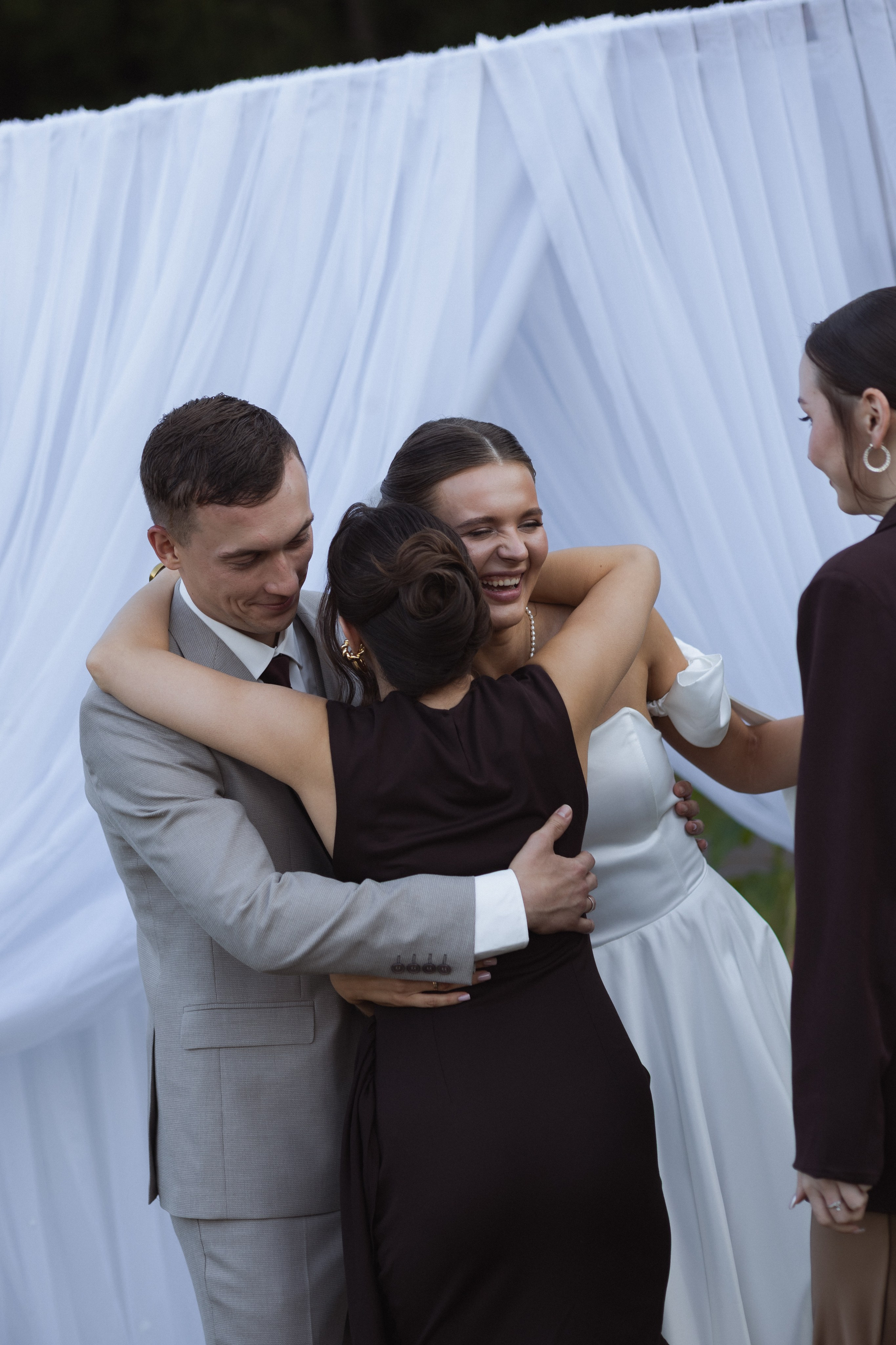 «как же тебя я люблю, сквозь ветер и дым сигарет!». Свадебный и портретный фотограф в Москве Анастасия Тихомирова