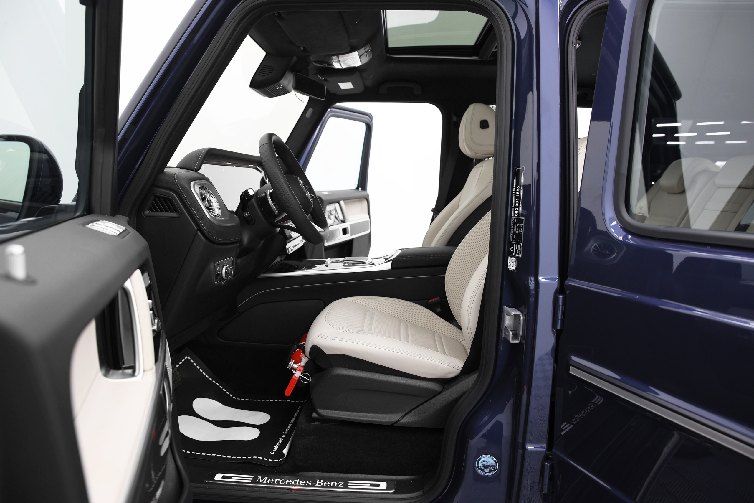 2019 MERCEDES BENZ G450d AMG. Mixturecaptures