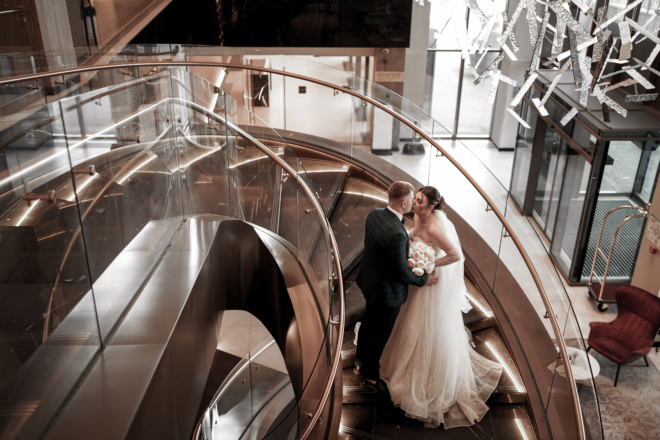 Свадебная фотосессия в отеле Хаятт. Свадебный фотограф в Ростове-на-Дону. Таинство Крещения и Венчания, семейные фотосессии. Алёна Чёботова