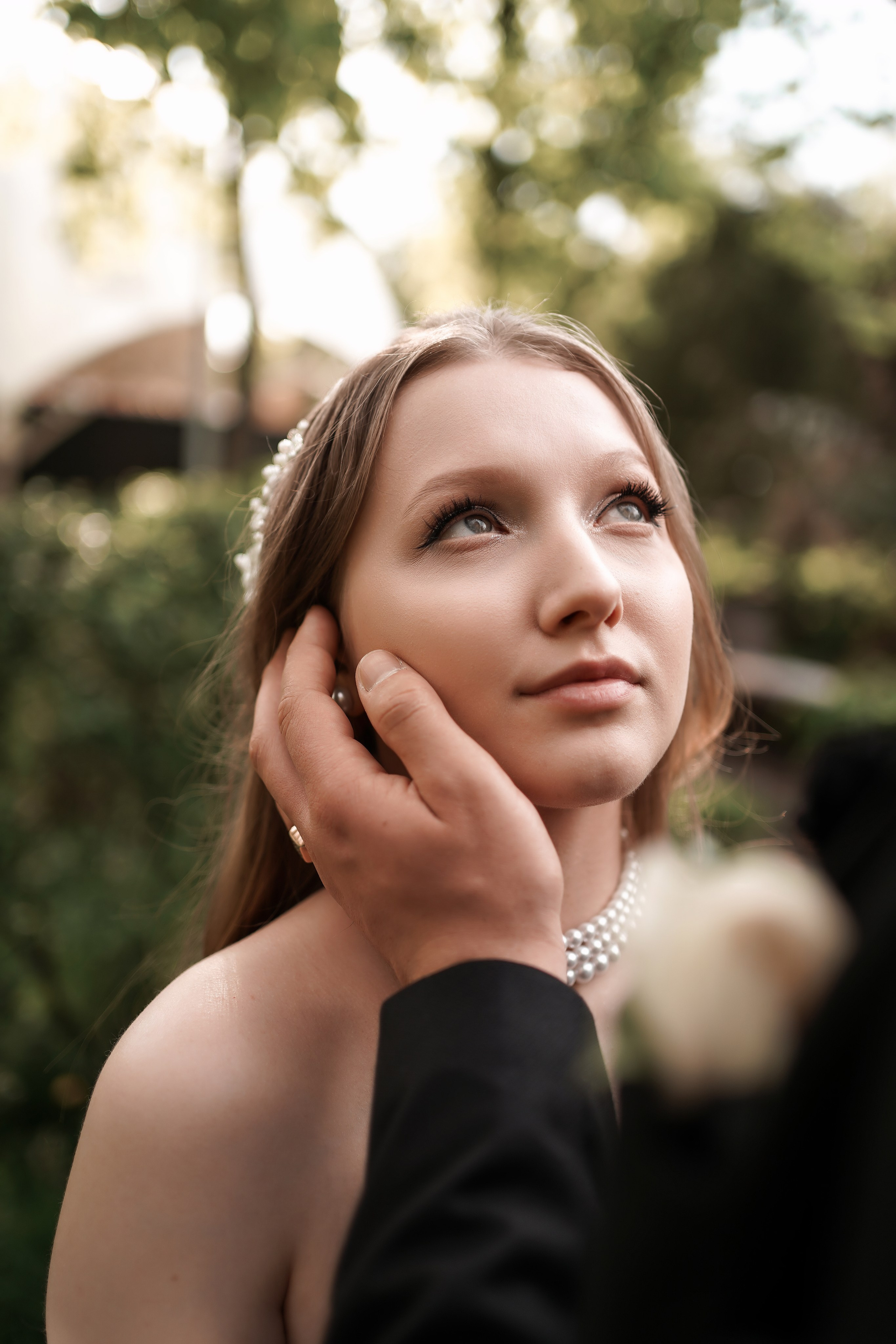 Свадебная прогулка Жанны и Рамиса в парке имени Октябрьской революции. Свадебный фотограф в Ростове-на-Дону. Таинство Крещения и Венчания, семейные фотосессии. Алёна Чёботова