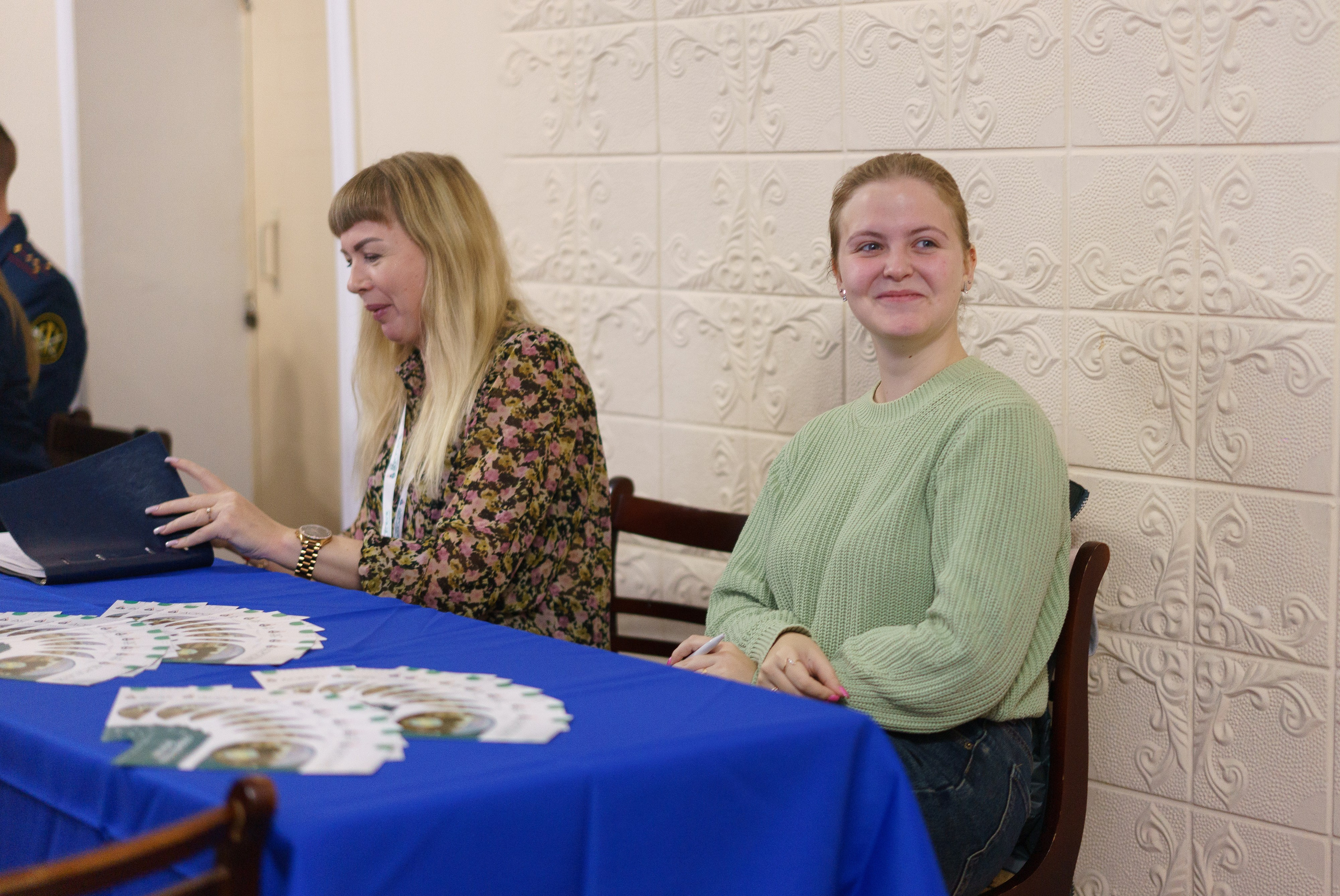 Межотраслевая выставка учебных заведений, Сафоново. Фотограф и видеограф Смоленск | Студия Цезарь
