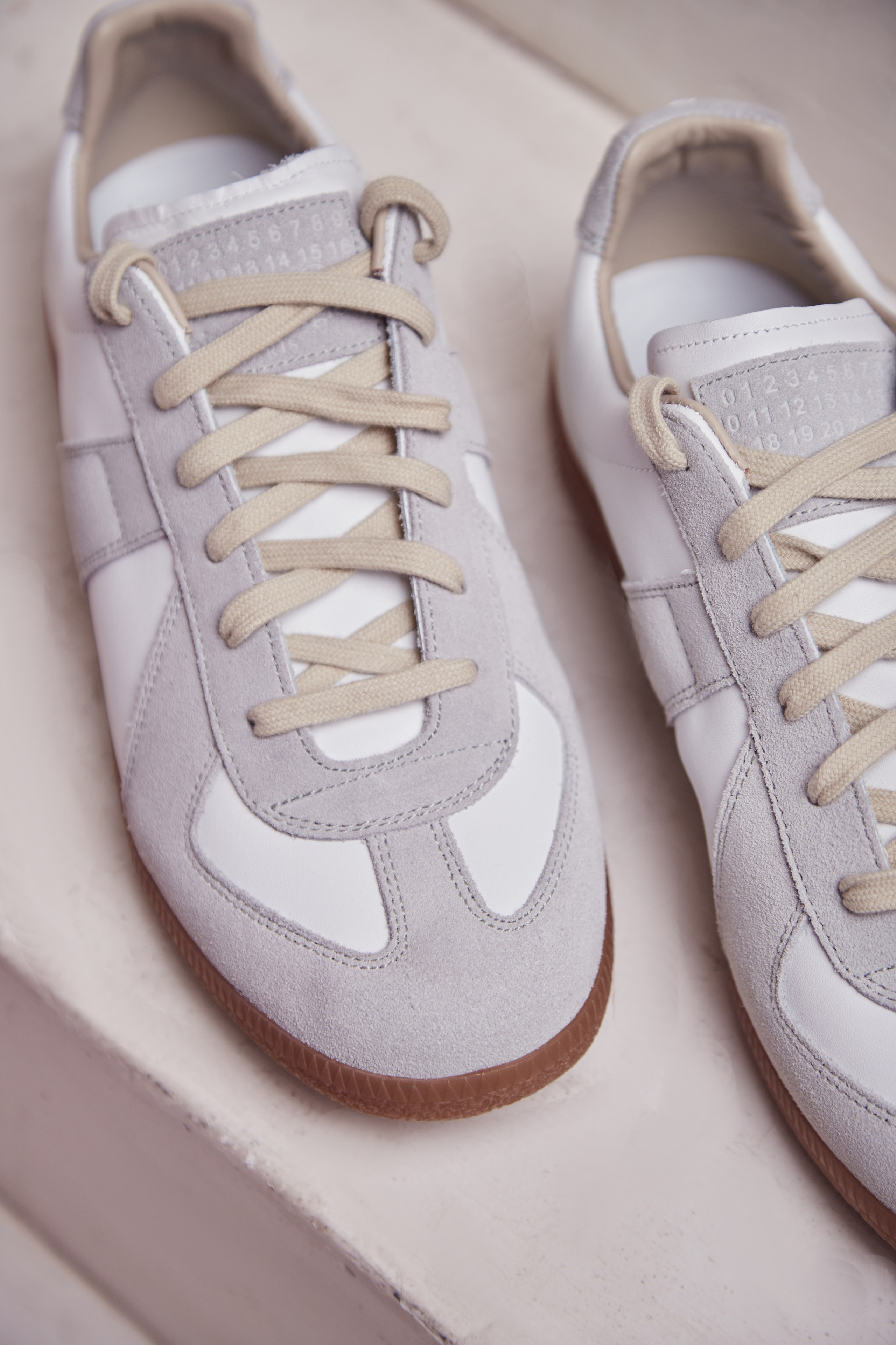 Магазин кроссовок PRICE POINT. Фоттéтика / фотоагентство в москве / фотограф москва