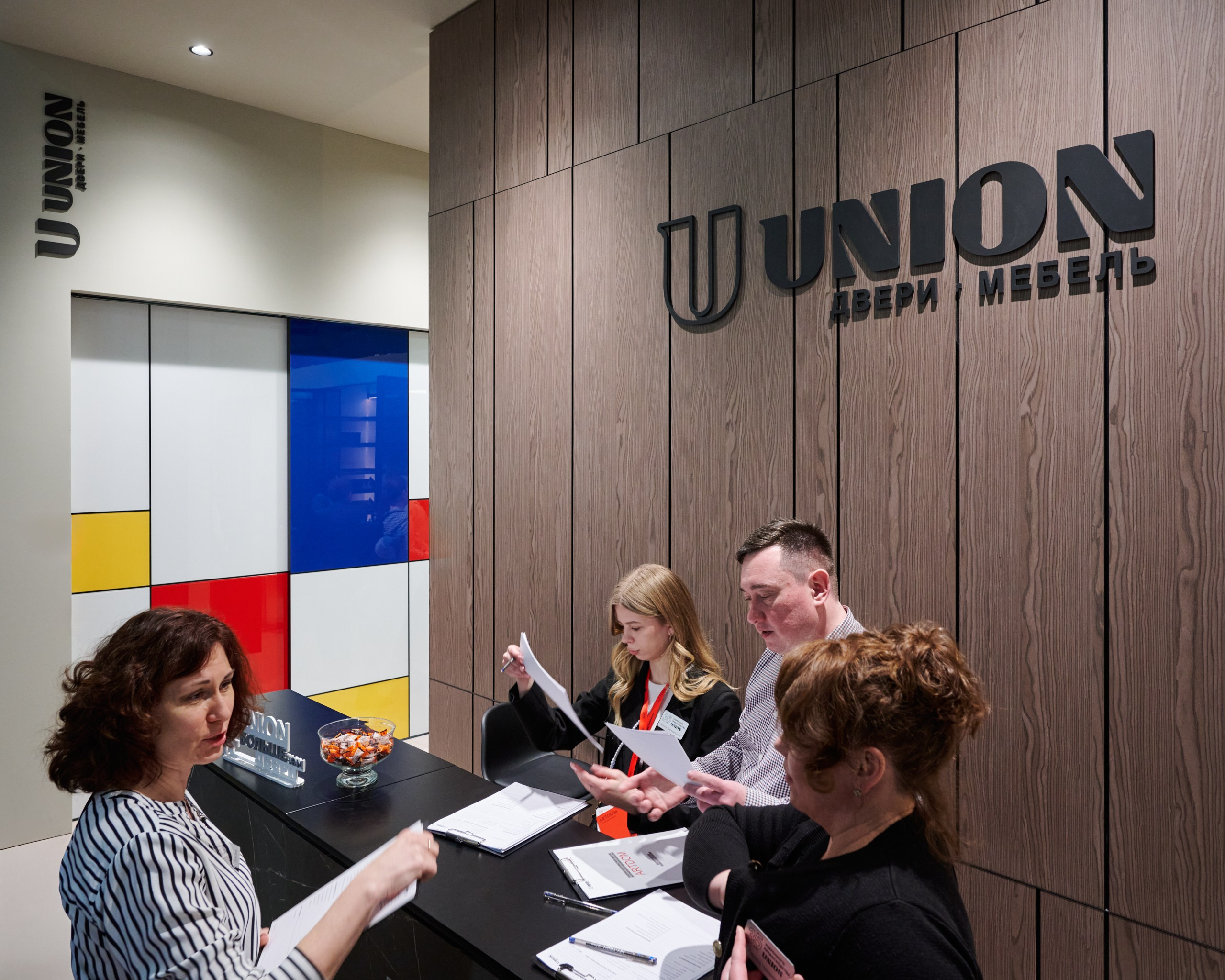 Съемка стендов на выставках. Интерьерный и архитектурный фотограф Москва и МО. Свободный Роман