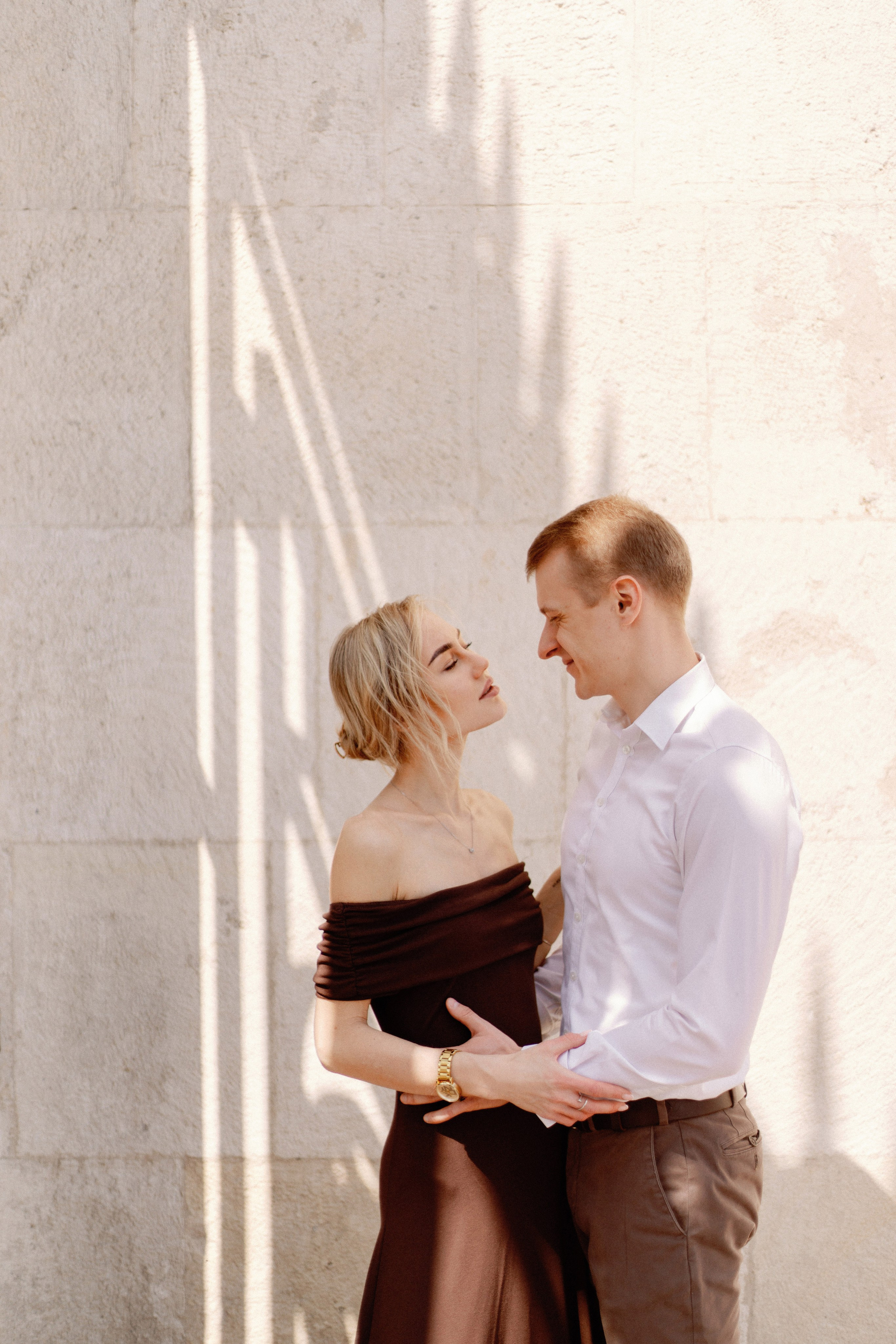 Весеняя лавстори прогулка в парке в Москве, фотограф в Москве