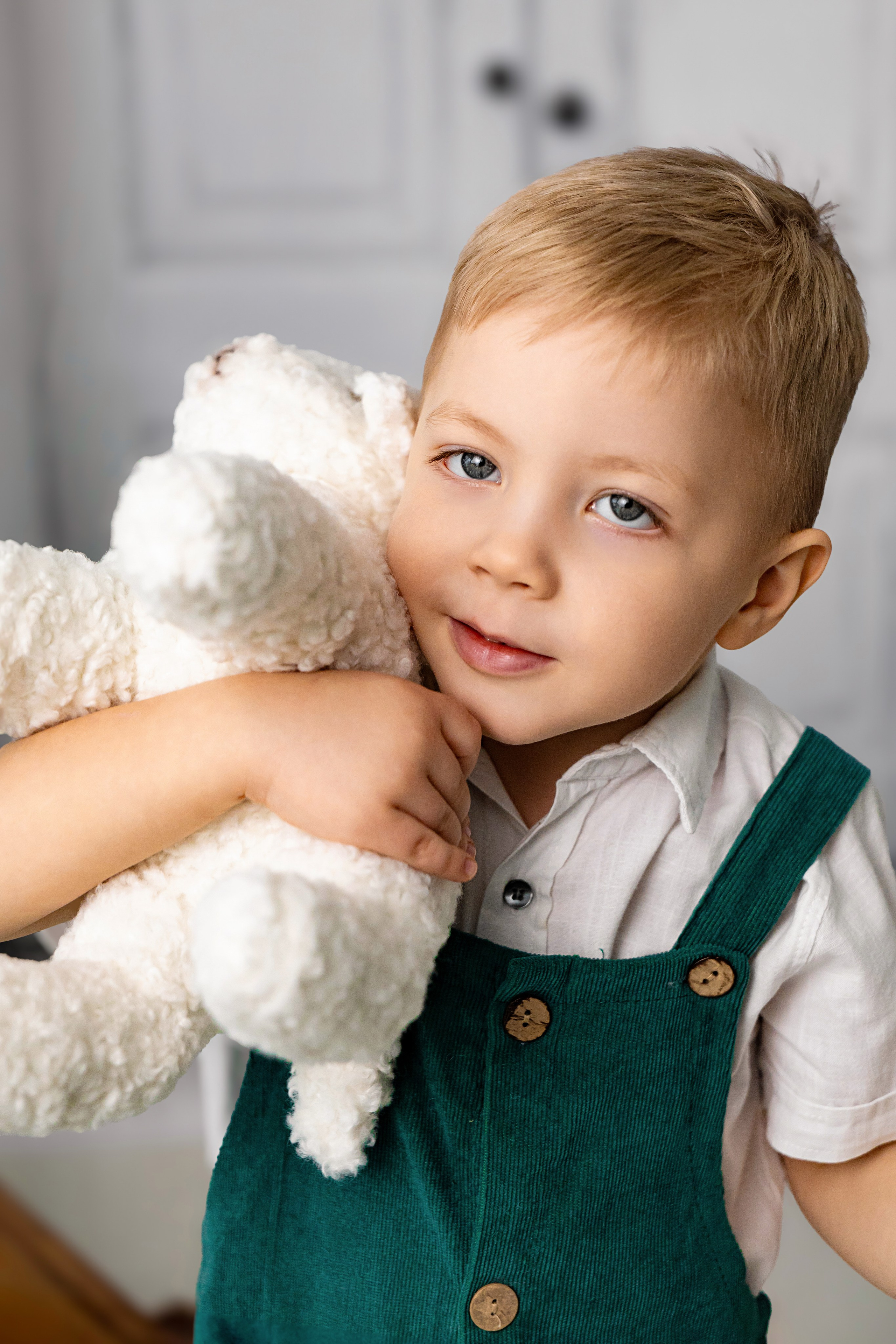 Фотосессия с цыплятами. Фотограф Белгород