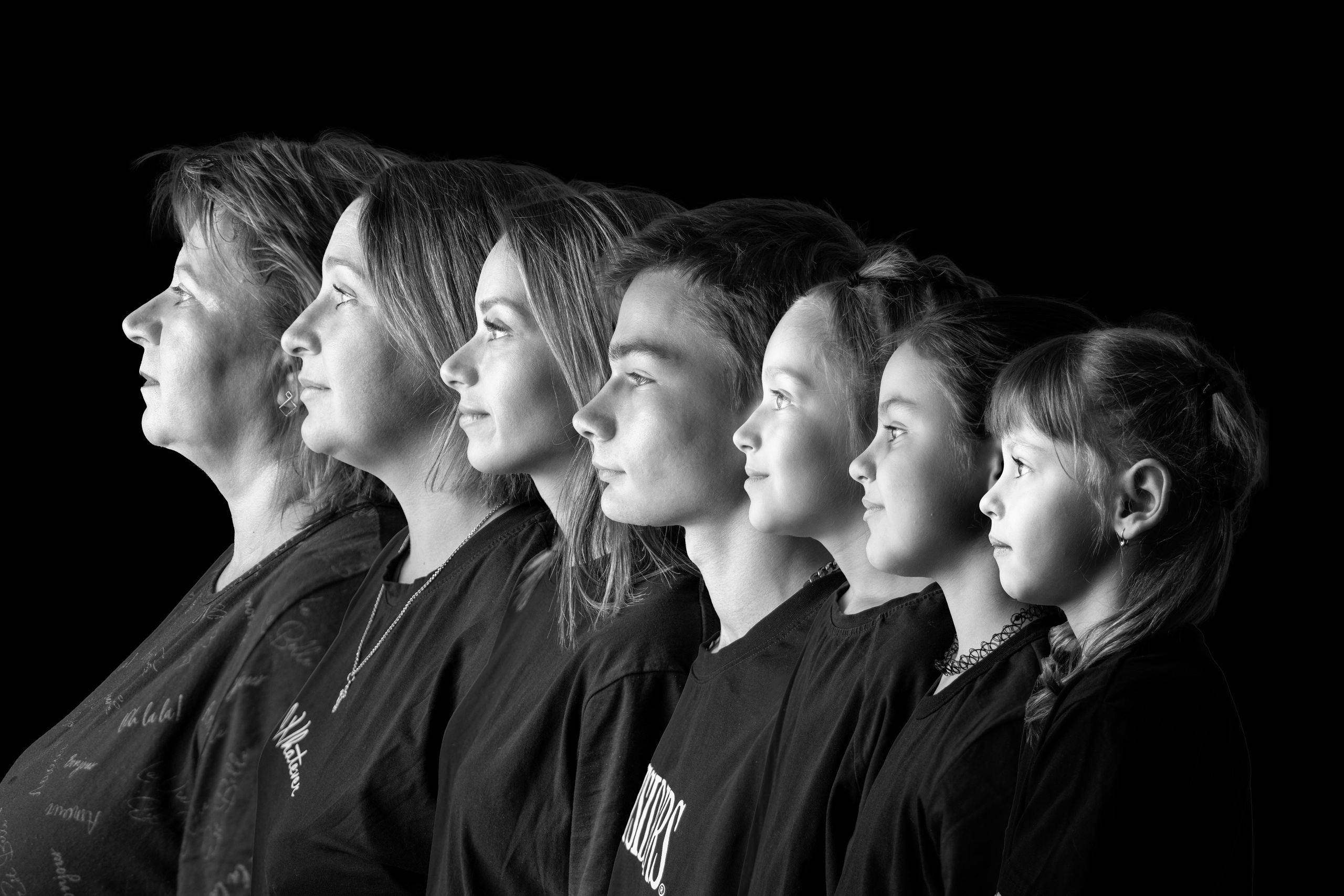 Семейная фотосессия студия Гуково фотограф Гуково Григорий Новиков. Фотограф Гуково Григорий Новиков novikov.foto