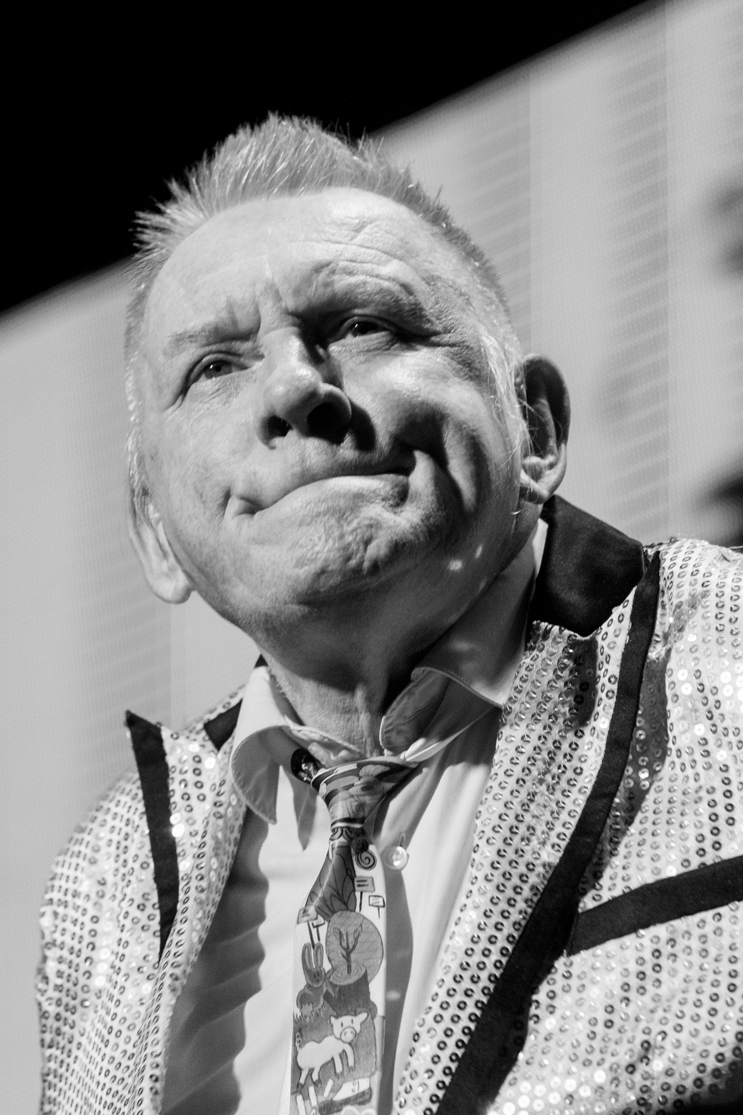 АукцЫон 27.02.2026. Портретный фотограф в Санкт-Петербурге Вадим Корнеев