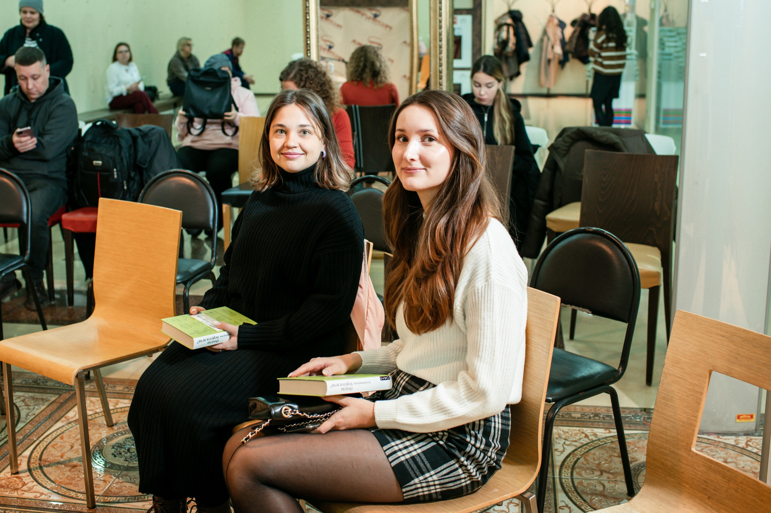 Ася Казанцева 19.11.23 #Читайгород. Фотограф Елена Новикова