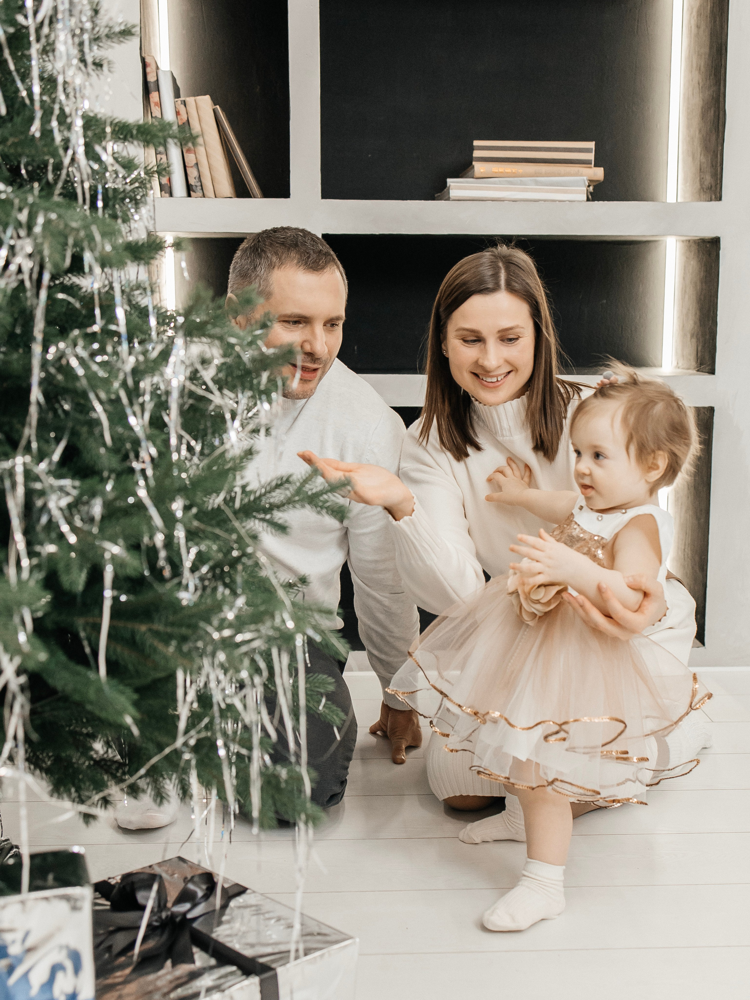 Мария Александр и Кристина. Главная