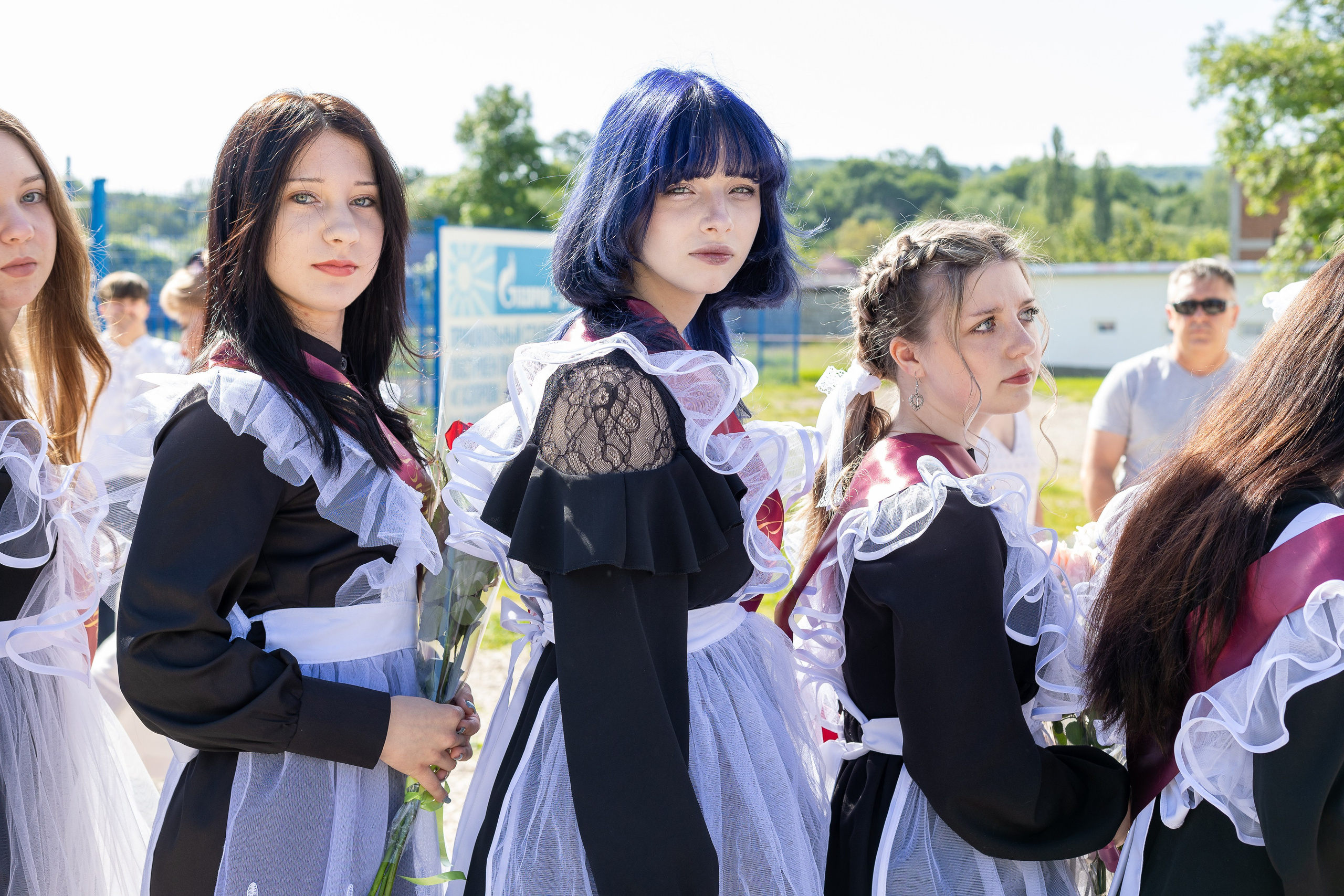 Последний звонок. Выпускные альбомы Майкоп, Краснодар Елена Золотарева