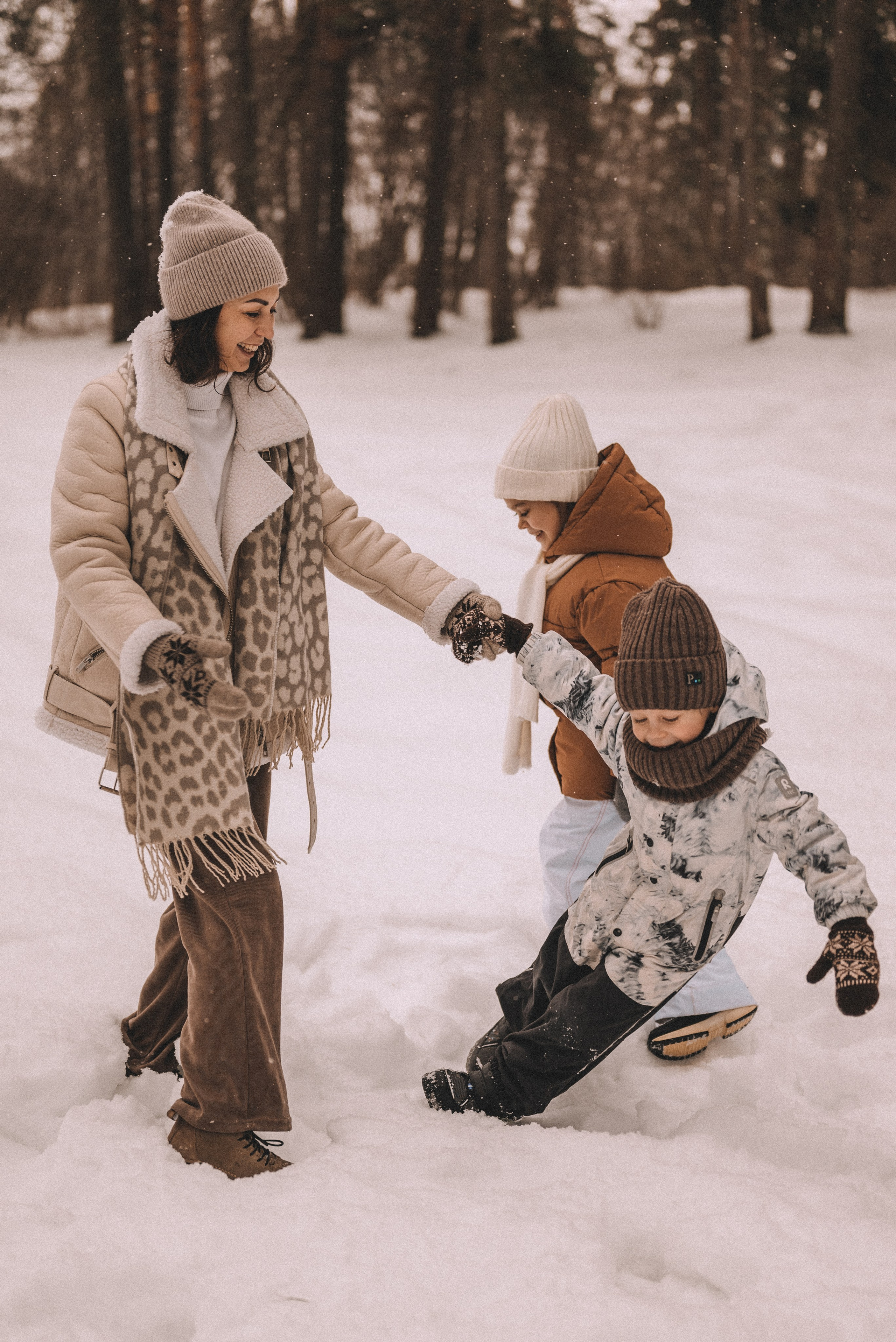 Сергей и Наталья с Ксюшей и Максимом. Фотограф Кристина Пархоменко