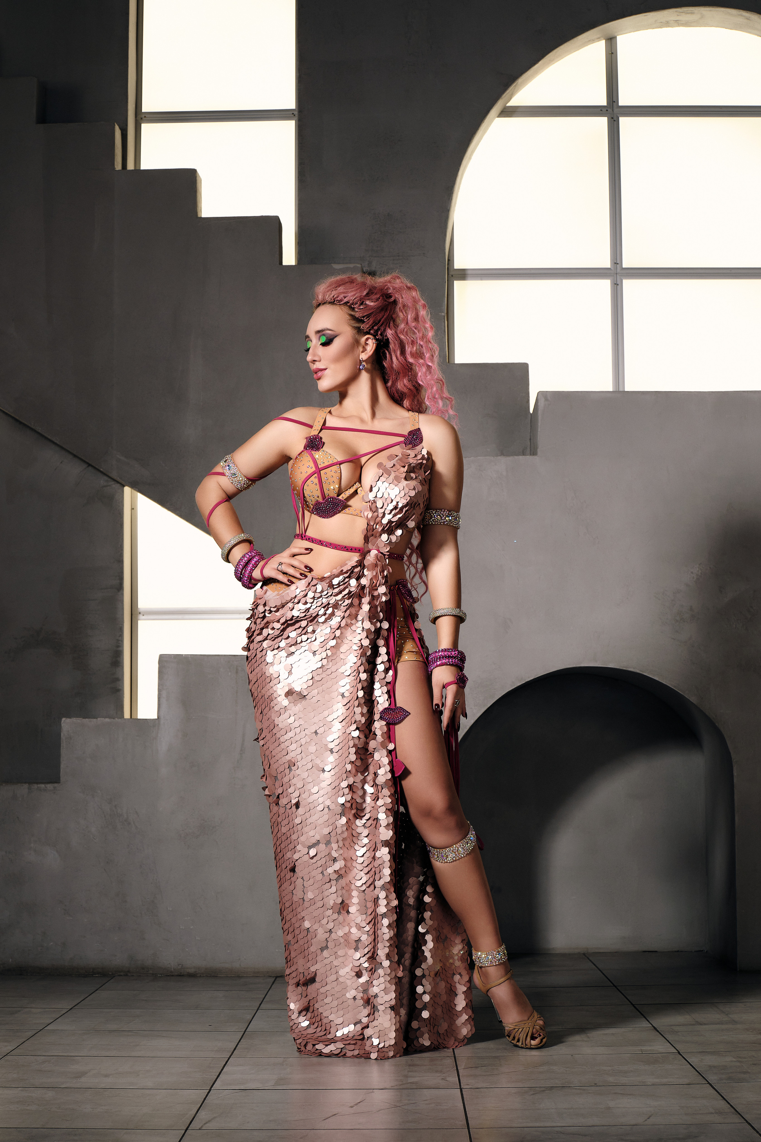 Портфолио для танцовщиц в Москве. Профессиональный фотограф в Москве Захар Ишутин