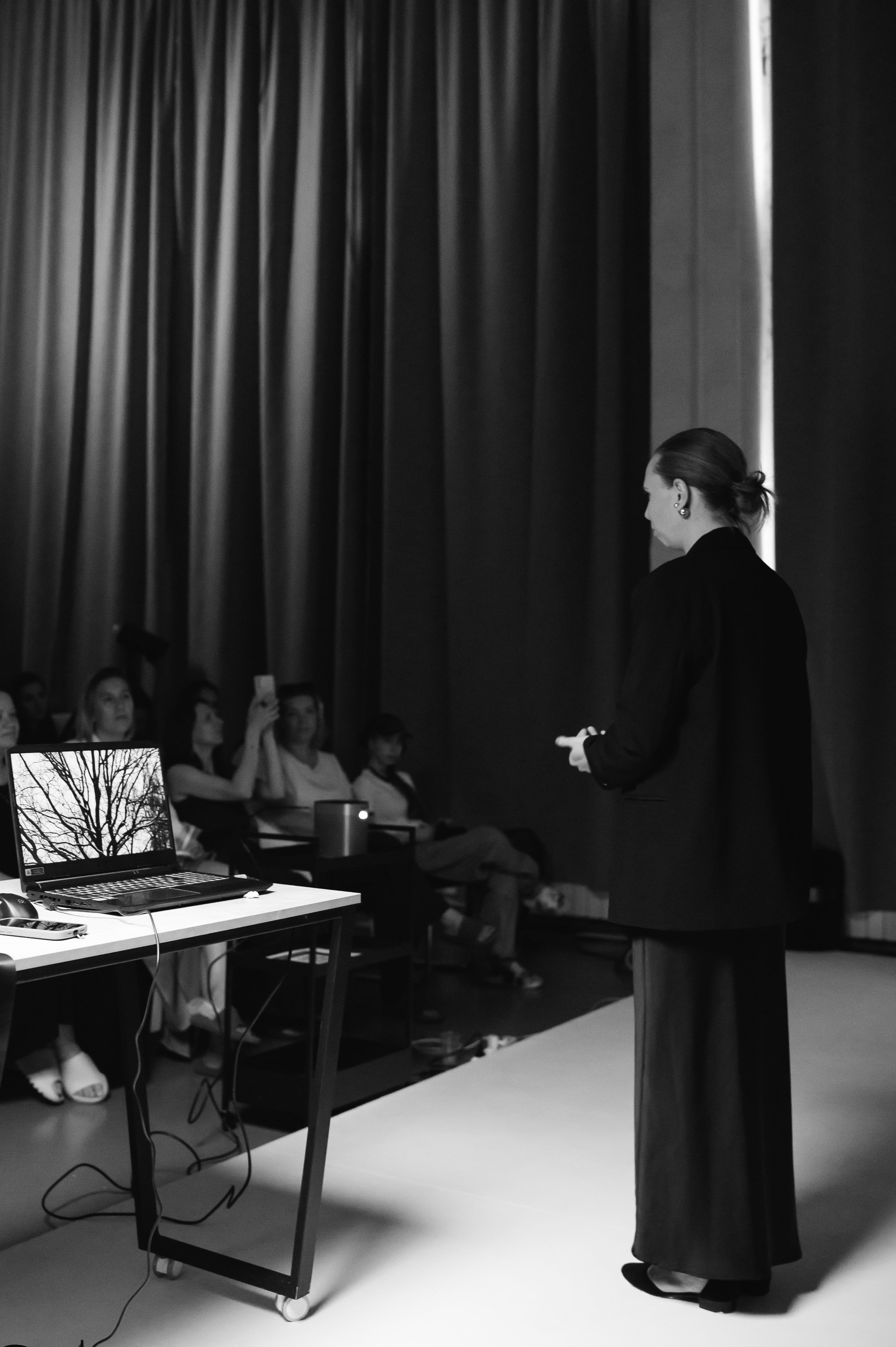 Фотопоказ «Каркас». Ксю Галиасфарова — Фотограф Казань