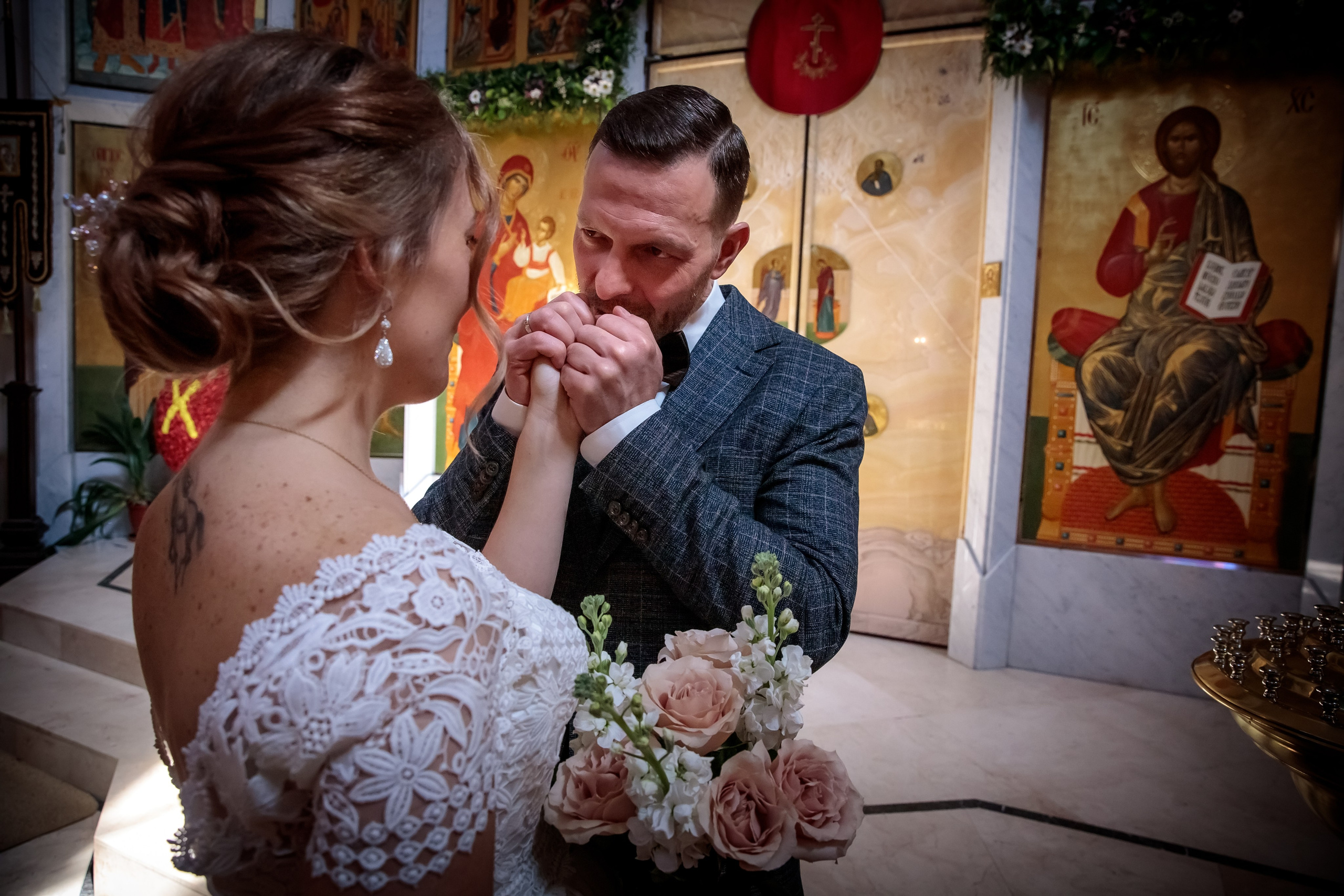 Фотограф на венчание. ФОТОГРАФ РАДОСТИ Фотосессия в студии СПб. Портретный фотограф — Юрий Торлопов