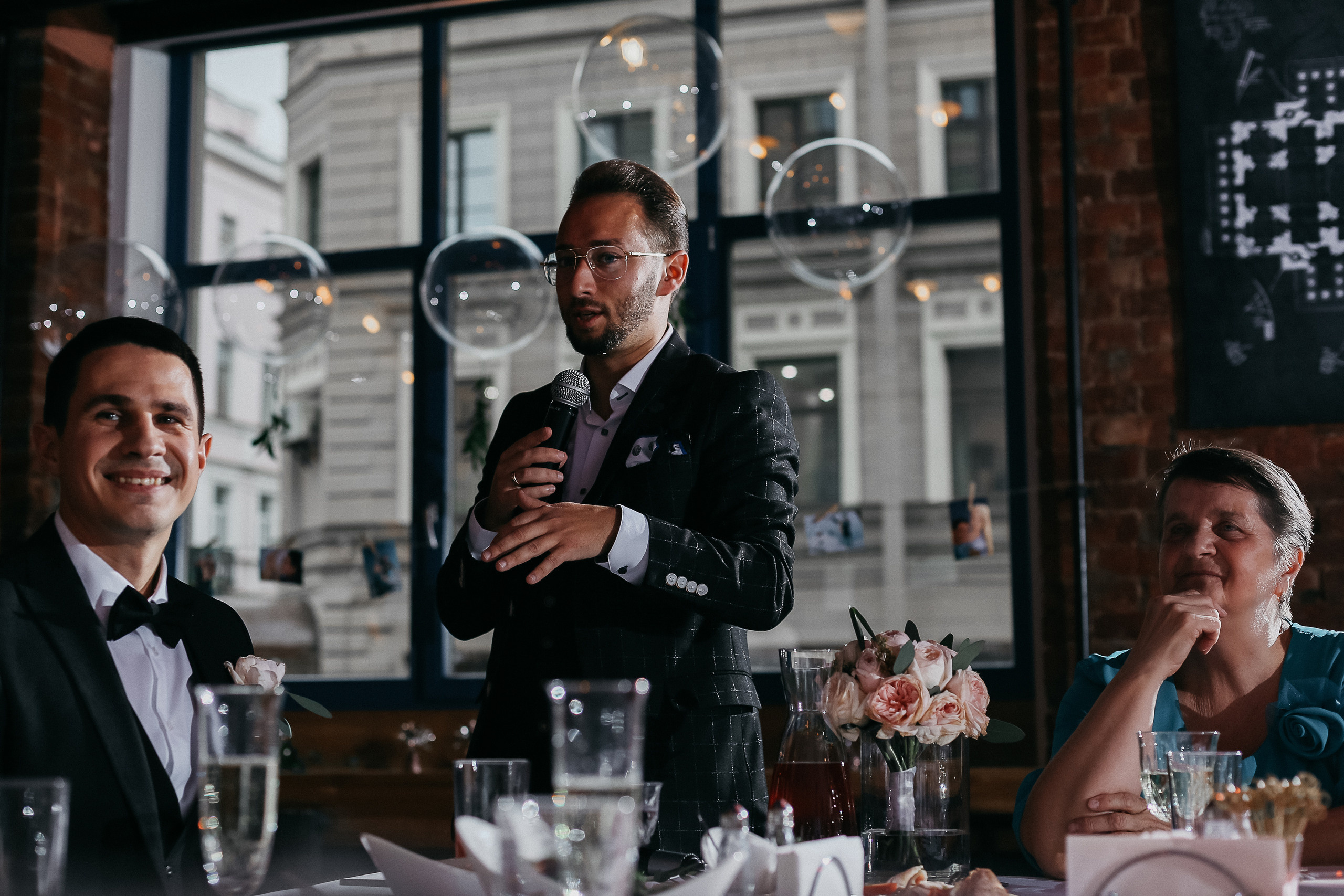 Видели ночь, гуляли всю ночь до утра!. Свадебный фотограф в Санкт-Петербурге