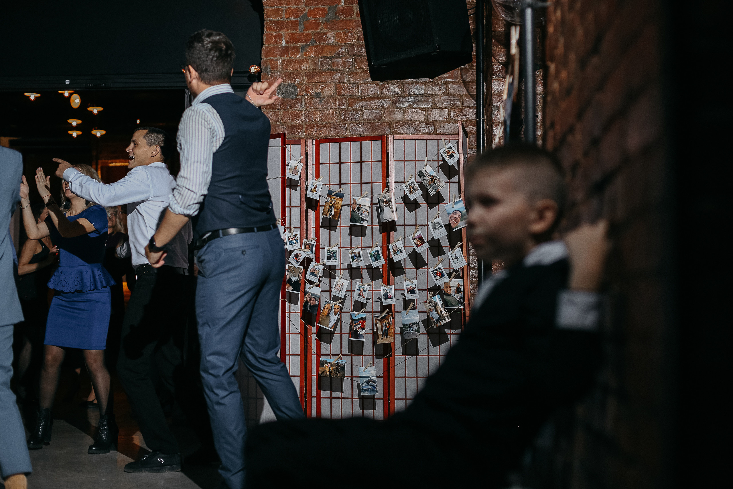 Видели ночь, гуляли всю ночь до утра!. Свадебный фотограф в Санкт-Петербурге