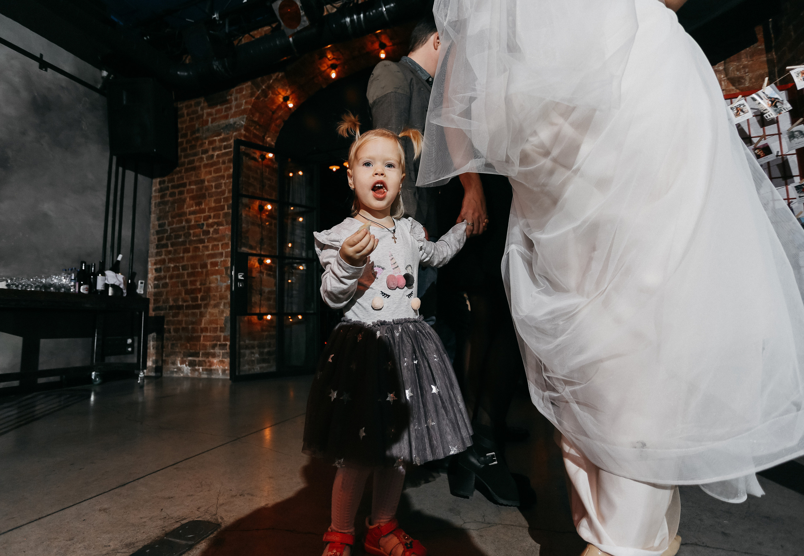 Видели ночь, гуляли всю ночь до утра!. Свадебный фотограф в Санкт-Петербурге