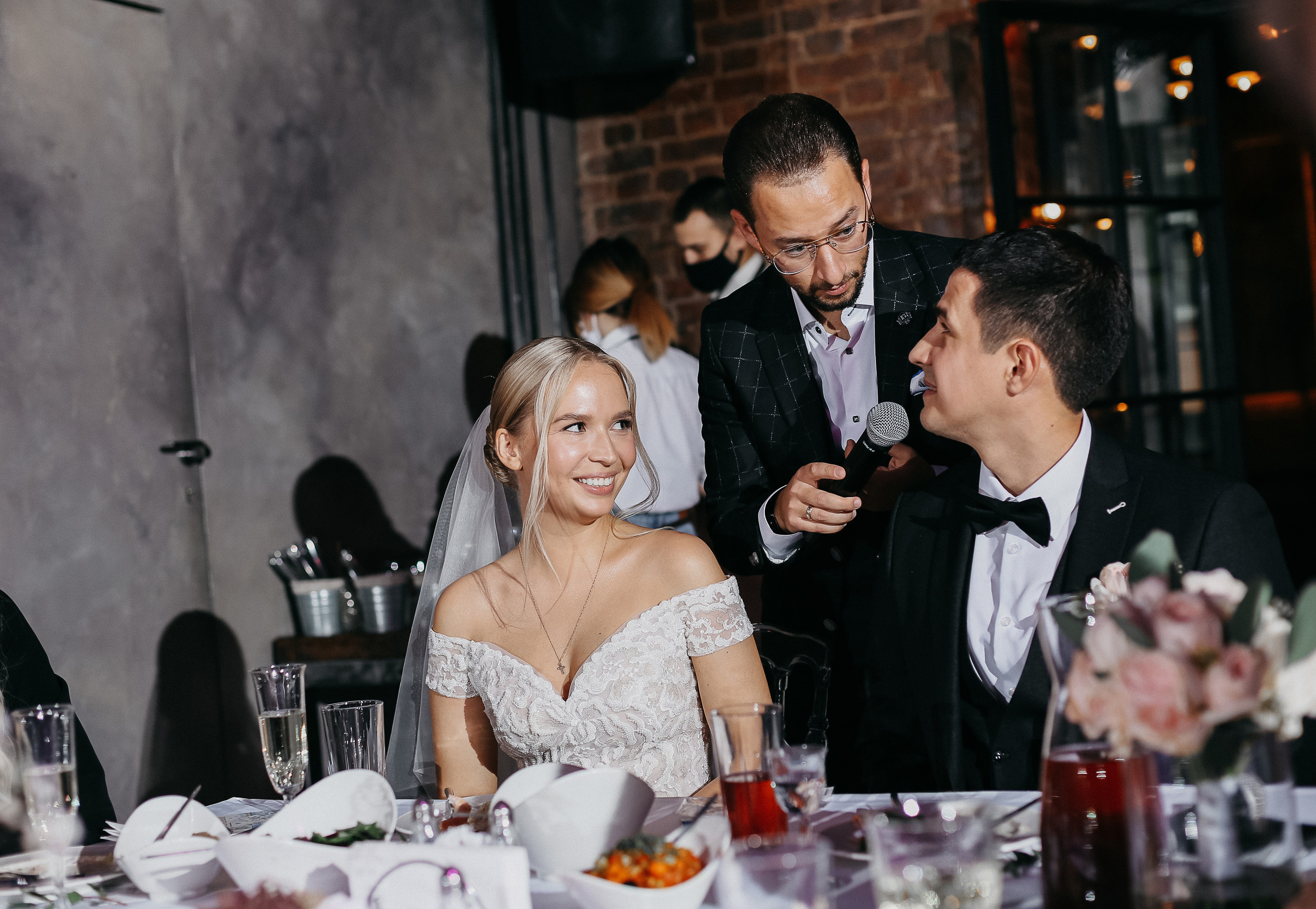 Видели ночь, гуляли всю ночь до утра!. Свадебный фотограф в Санкт-Петербурге