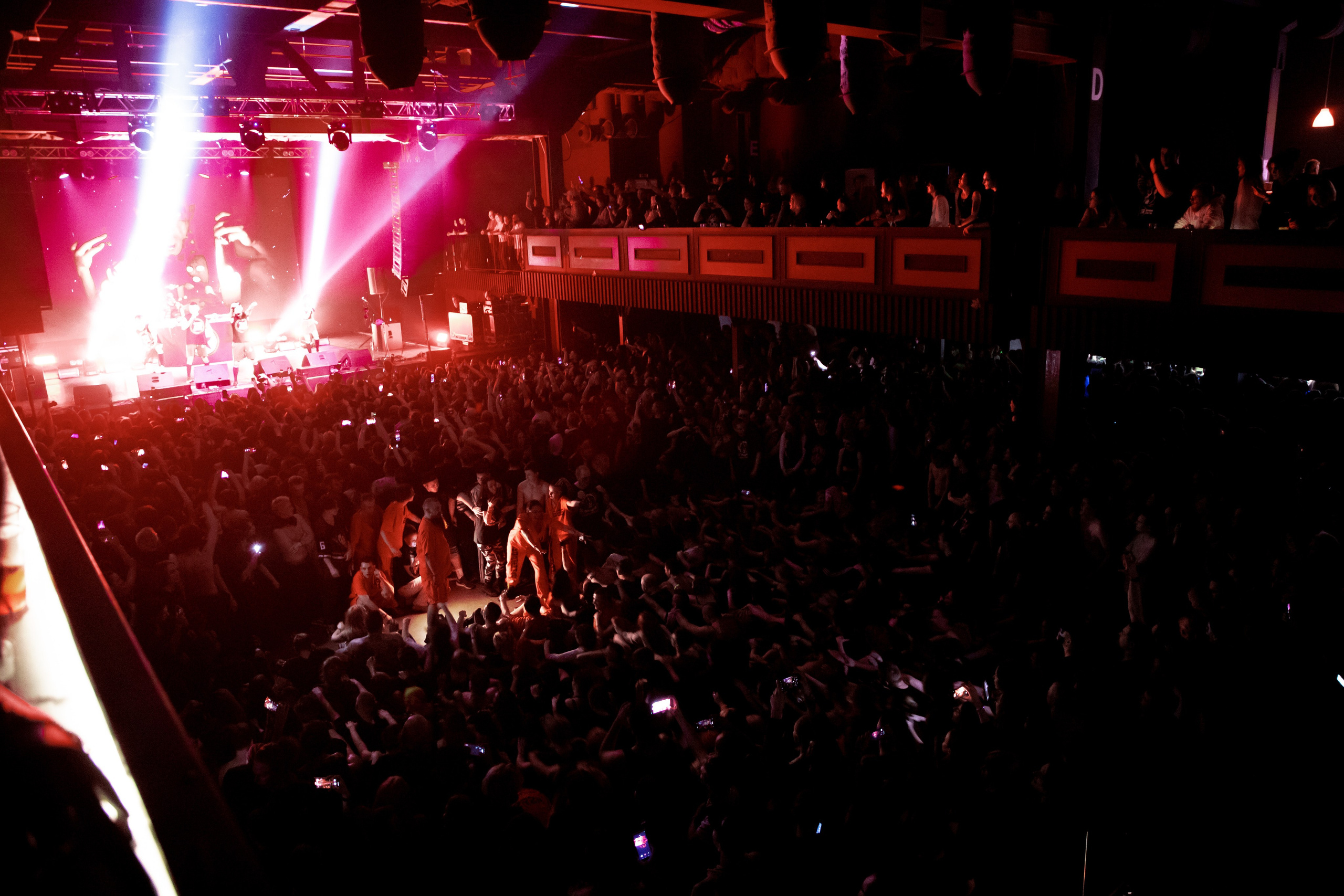 2r2r (2024). Фотограф Алексей Шуля — портфолио