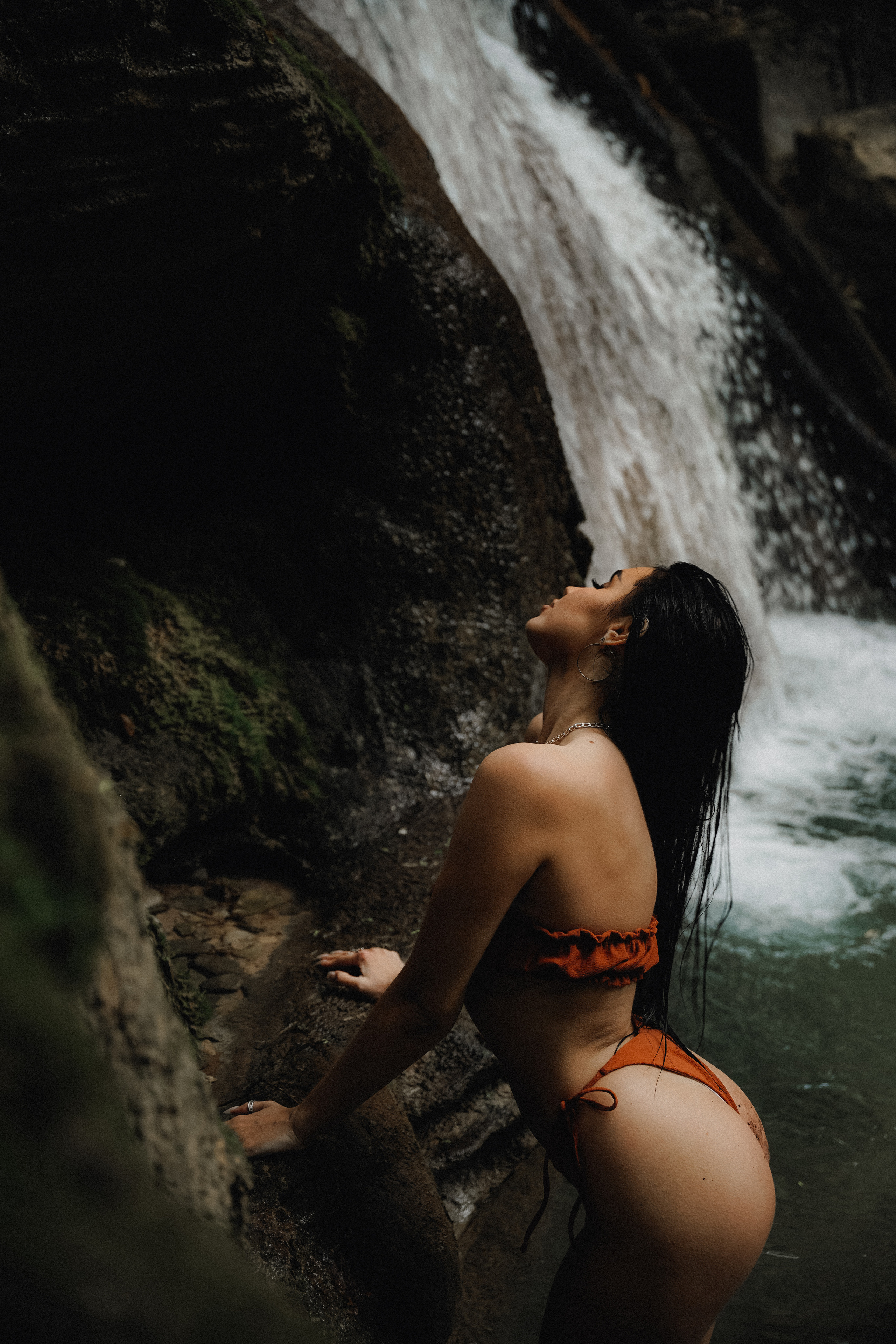 Геленджик фотосессия на водопадах. VISUAL ARTIST · KRONGAUZ ANASTASIA