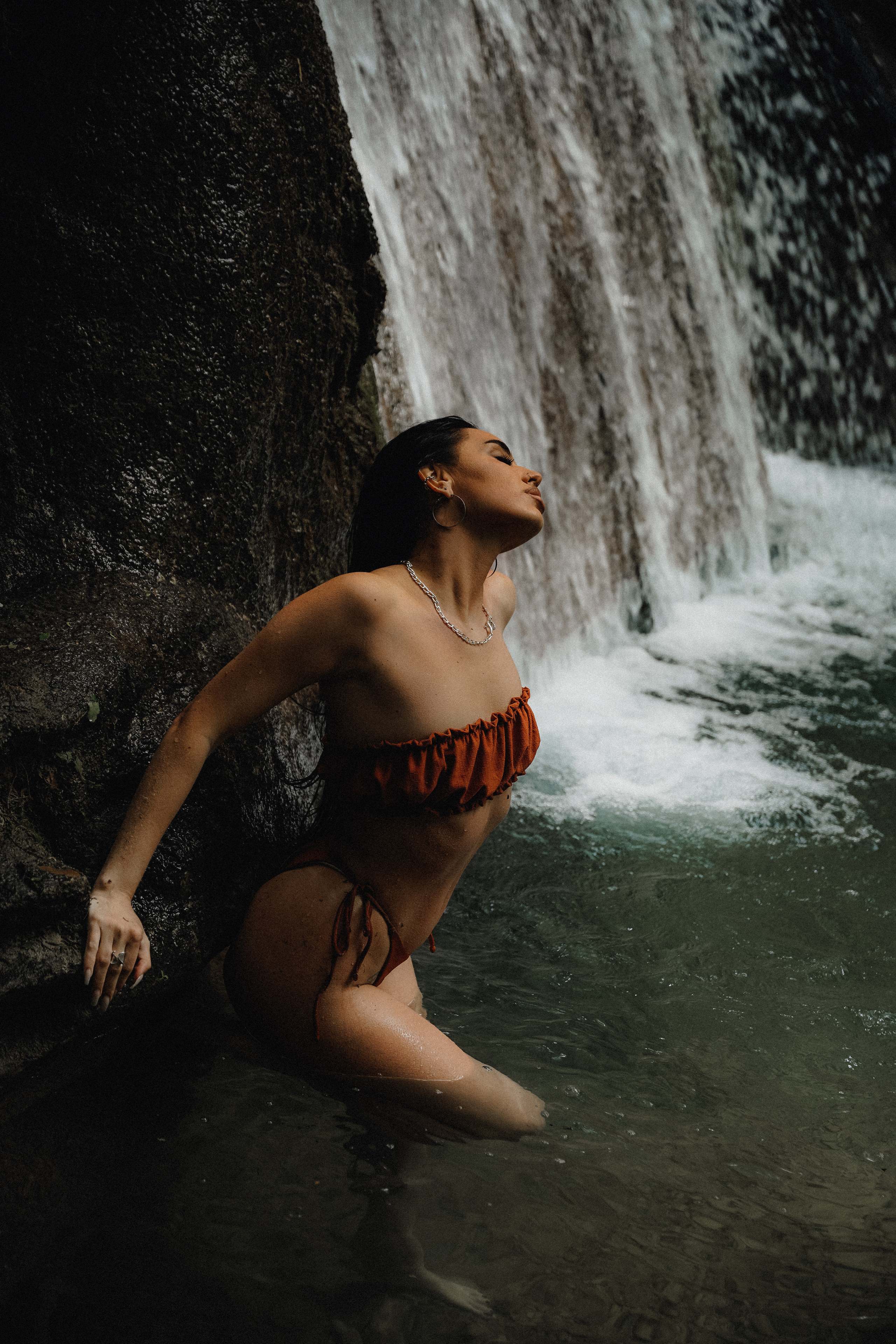 Геленджик фотосессия на водопадах. VISUAL ARTIST · KRONGAUZ ANASTASIA