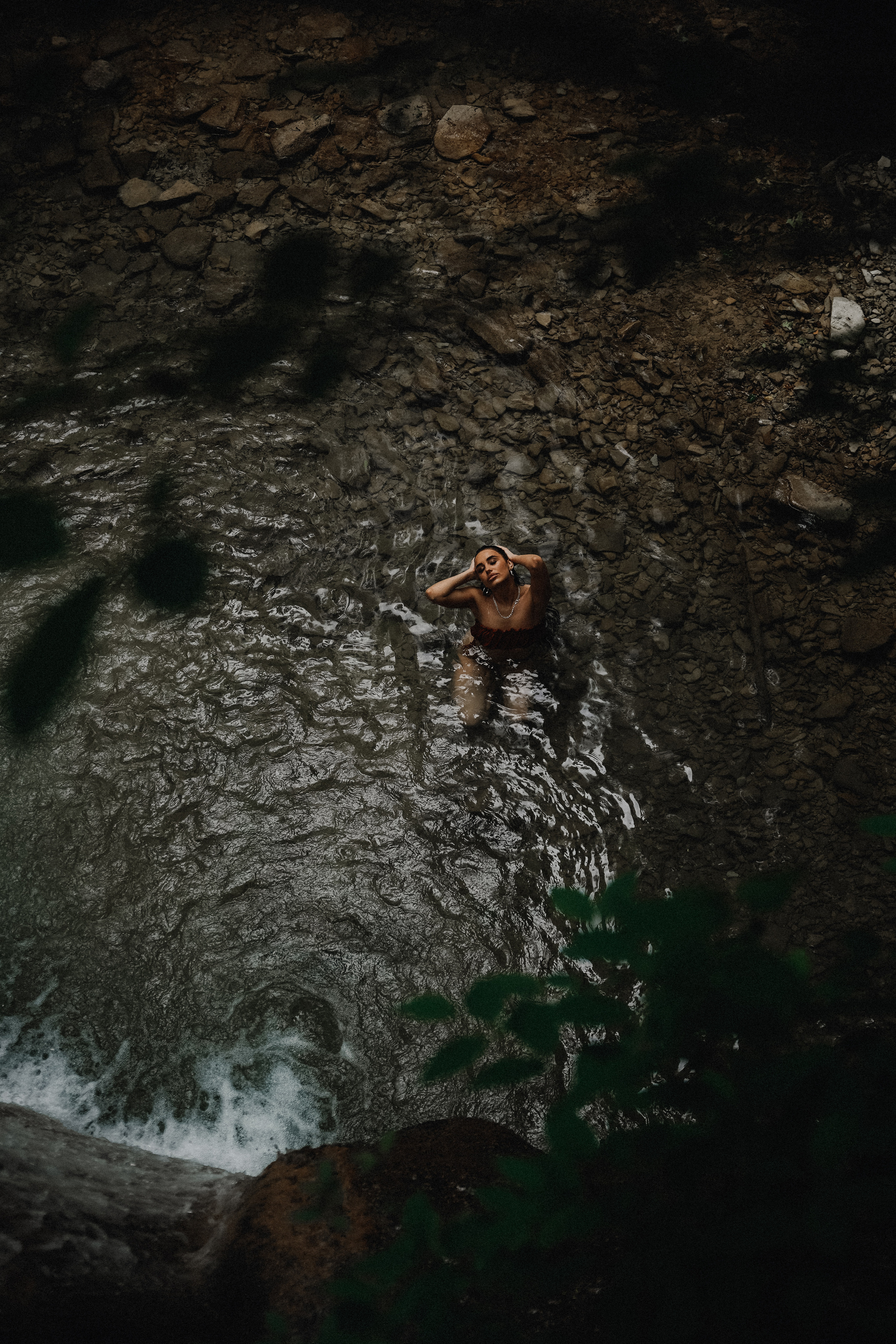 Геленджик фотосессия на водопадах. VISUAL ARTIST · KRONGAUZ ANASTASIA