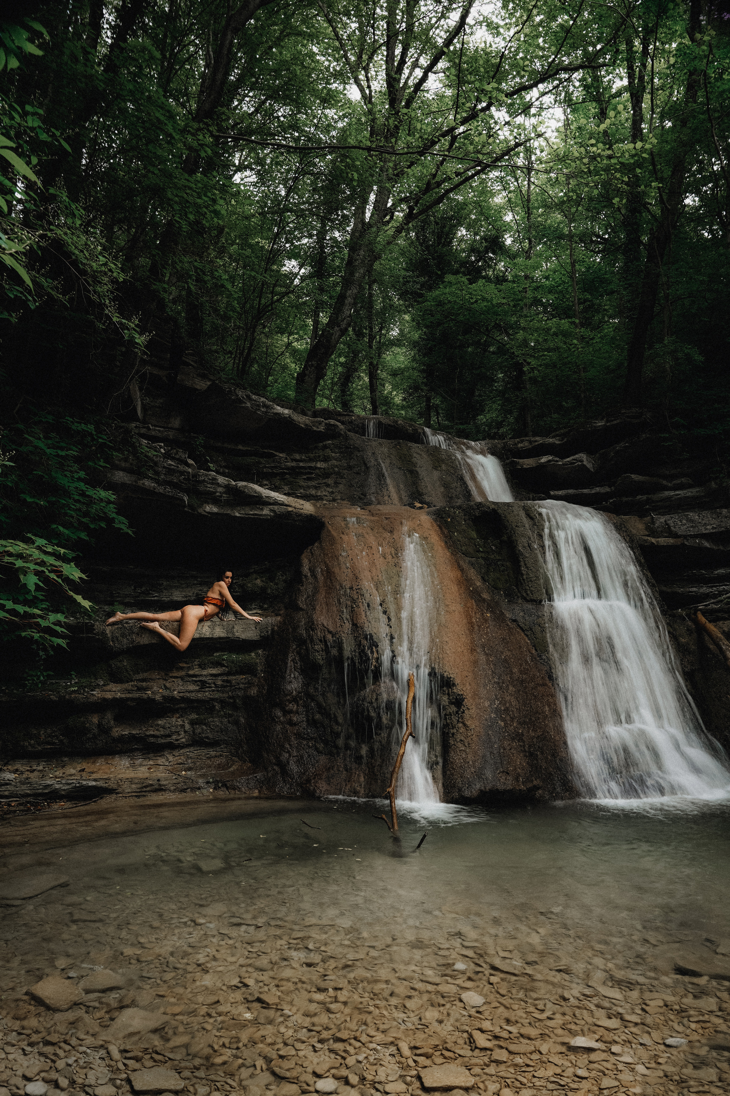 Геленджик фотосессия на водопадах. VISUAL ARTIST · KRONGAUZ ANASTASIA