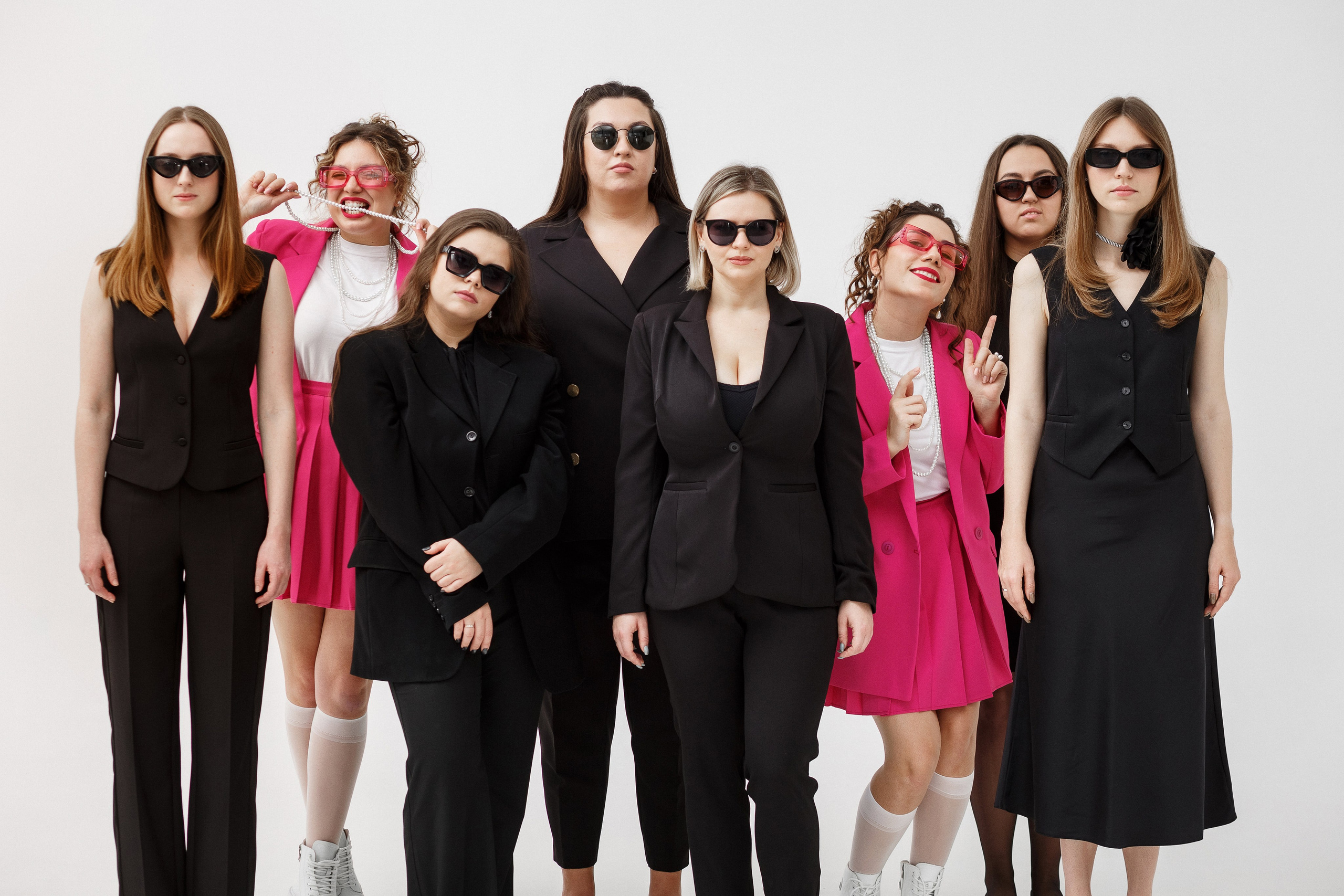 Фотосессия организаторов XOXO и невест в фотостудии 'Луч' в Таганроге. Свадебный и семейный фотограф в Таганроге Бакарюк Антон