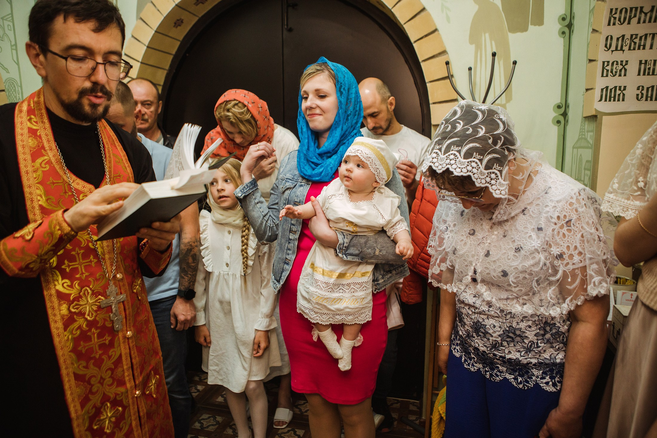 Храм Преподобного-Сергия-Радонежского. Крещение Мелании. Фотографы в городе Волгограде — Людмила Агеева и Алексей Околелов