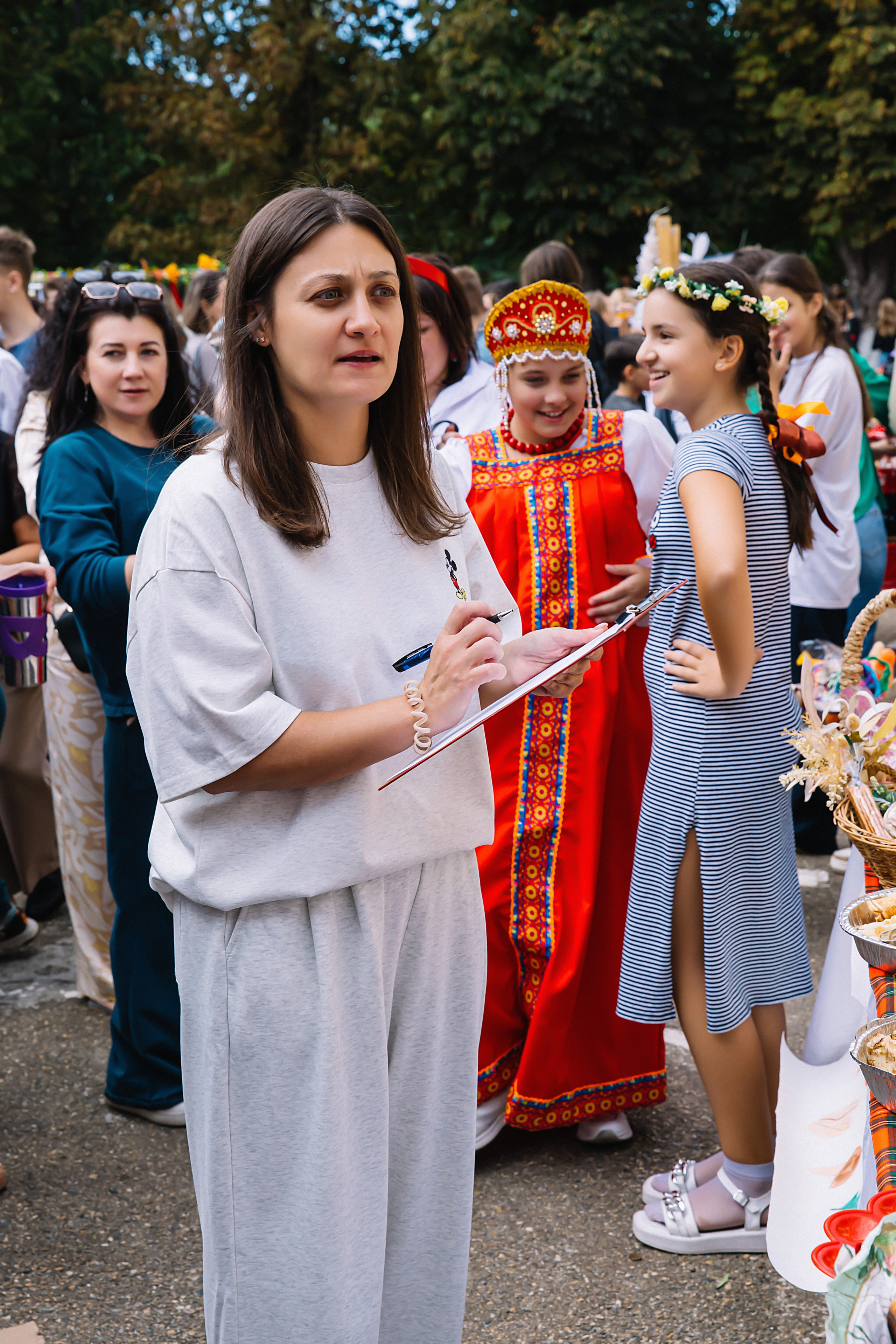 Школьная ярмарка Лицей№ 4. Фотограф и Видеограф в Краснодаре Юлия Солодченко