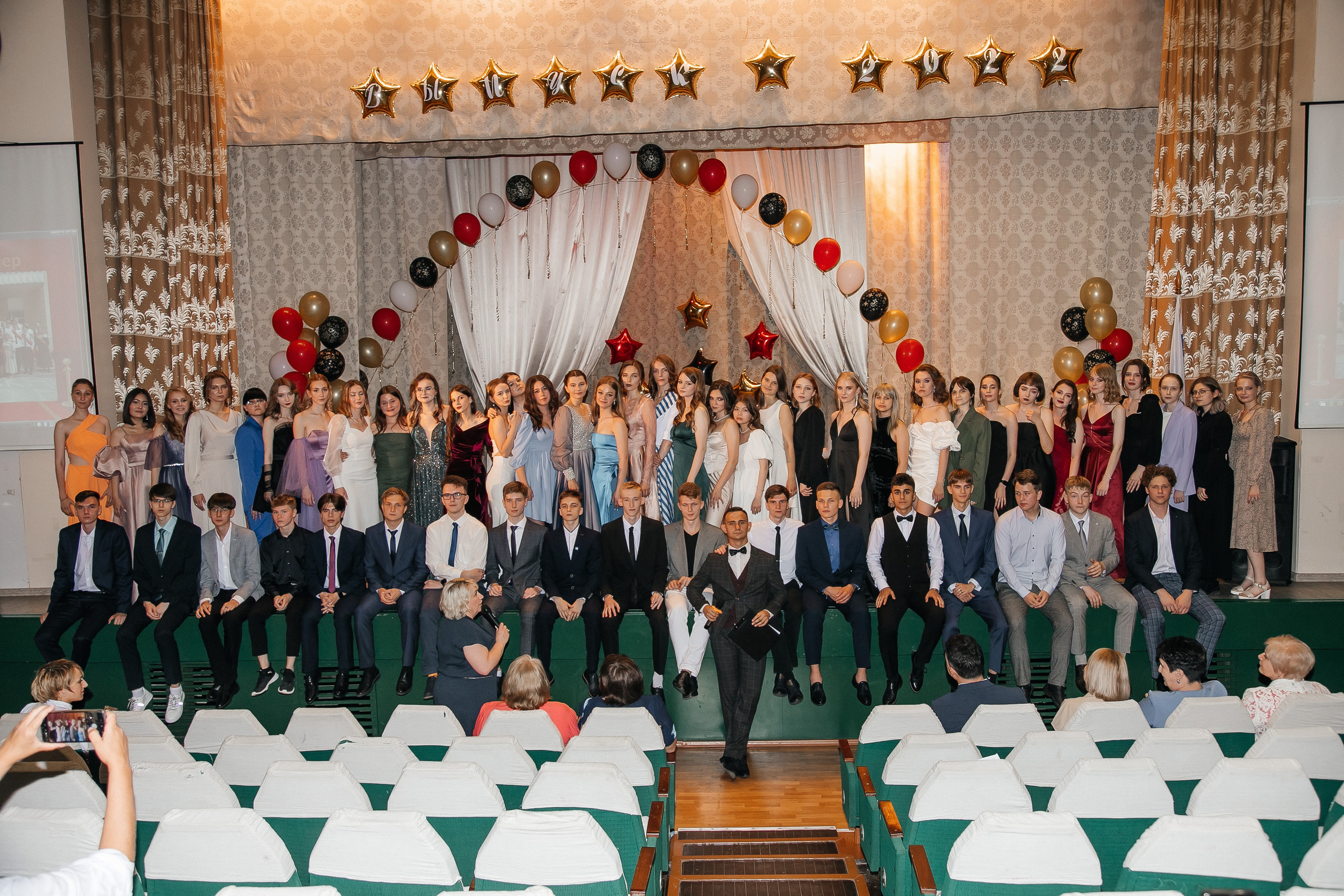 Выпускной. Креативный и женский Фотограф Омске Наталья Лебедева