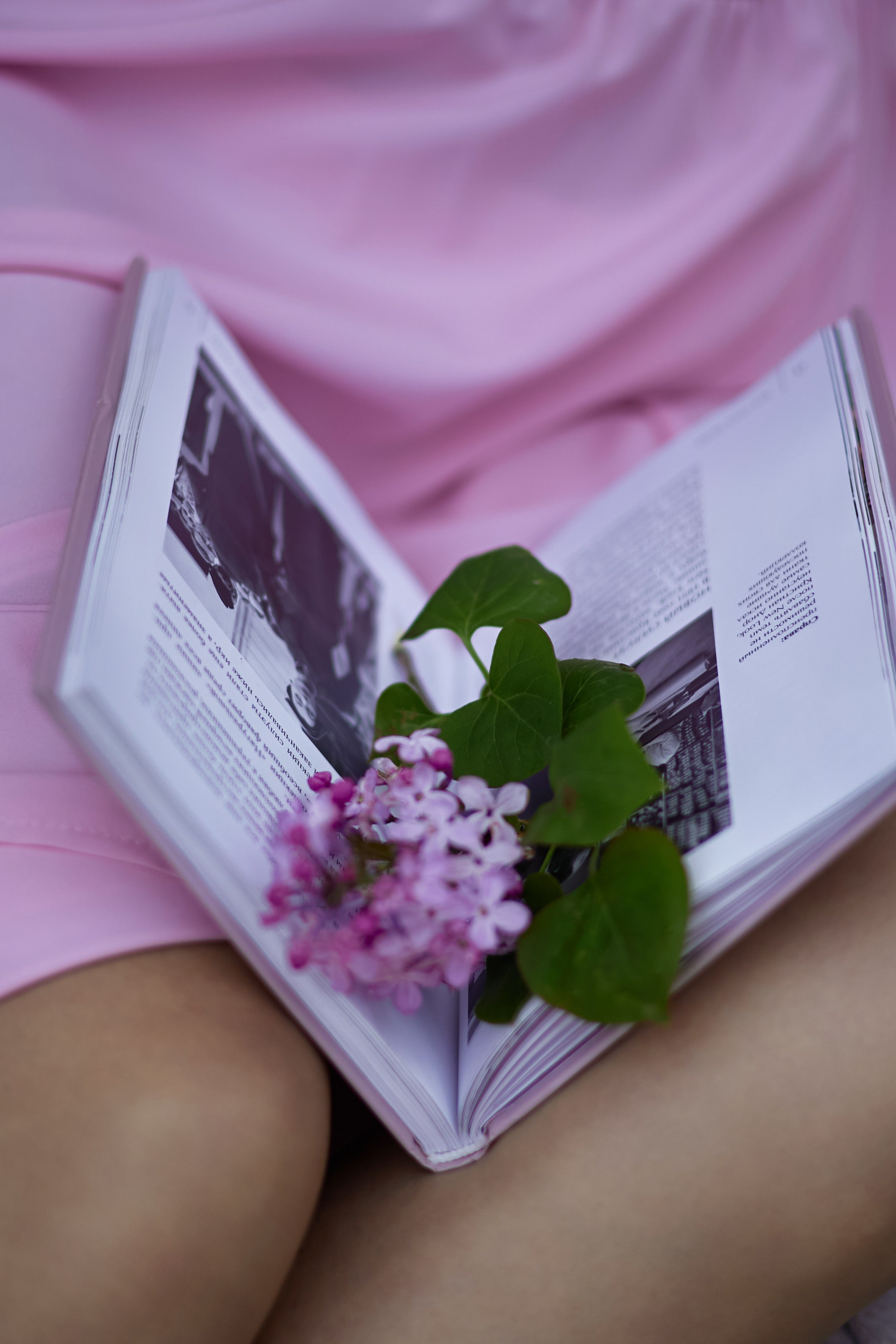 Ольга и сирень. Фотограф женского портрета, беременности и материнства Харькова Елена