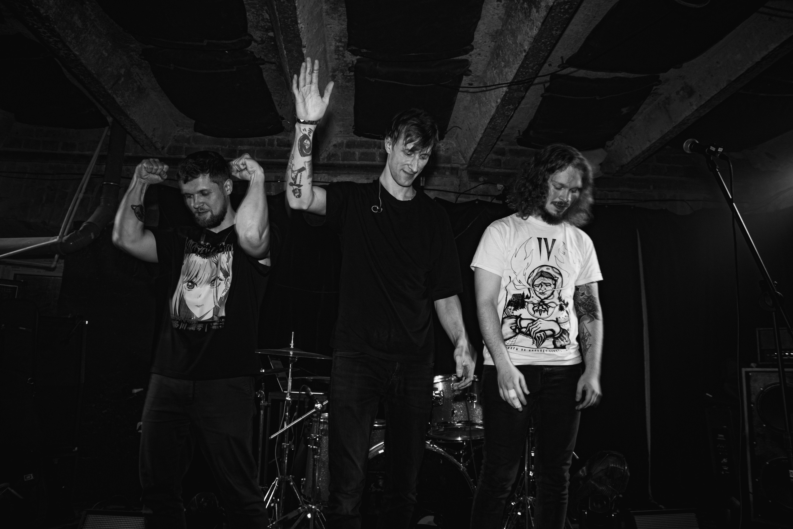 Laugar & Шумы Штормовых Широт & Пожары На Дальнем Севере 11.10.2025. Репортажный фотограф в Москве Legiodot