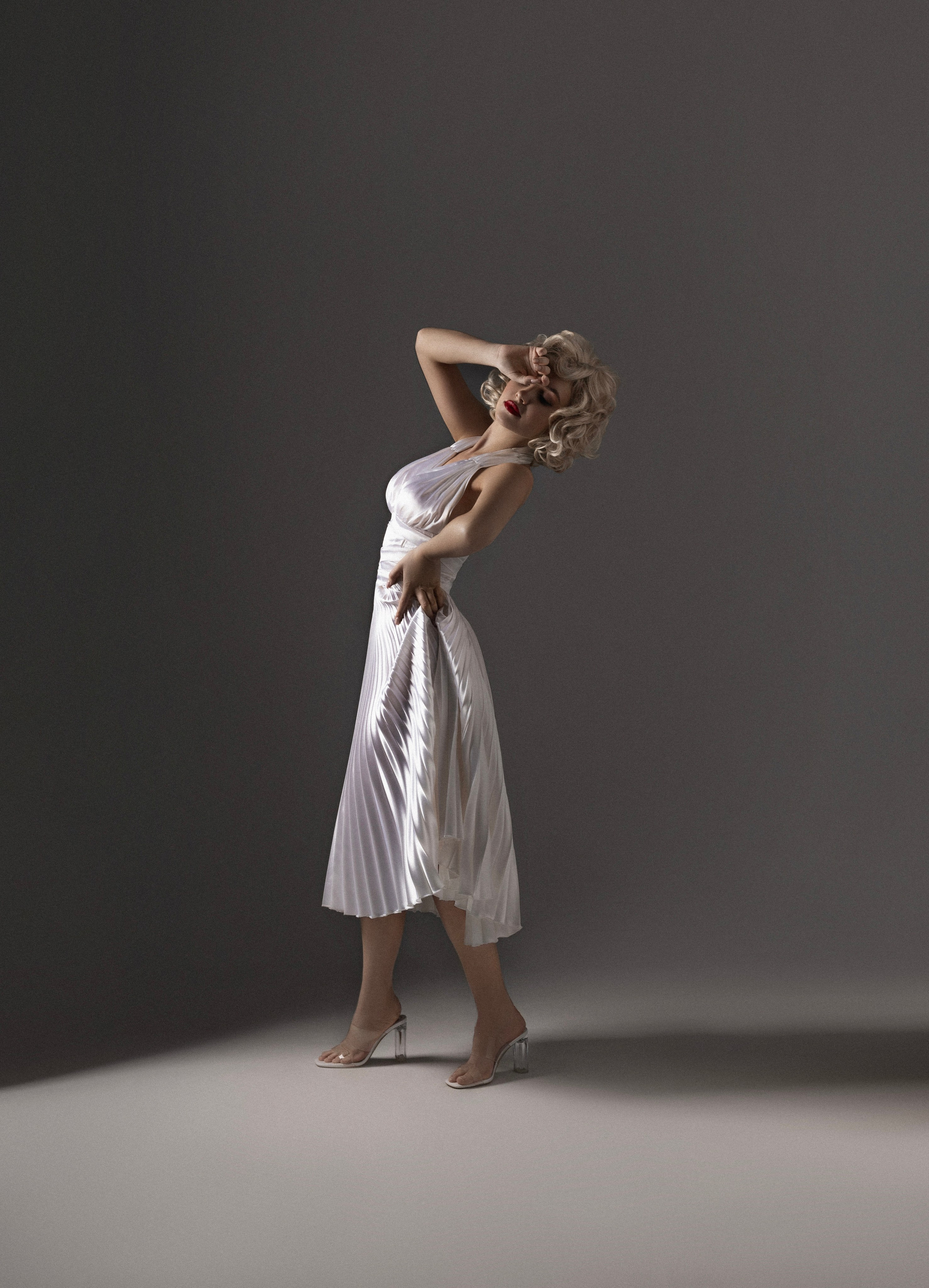 Студийная съёмка. Женский фотограф в Санкт-Петербурге, Москве и весь мир Алёна Мамаева