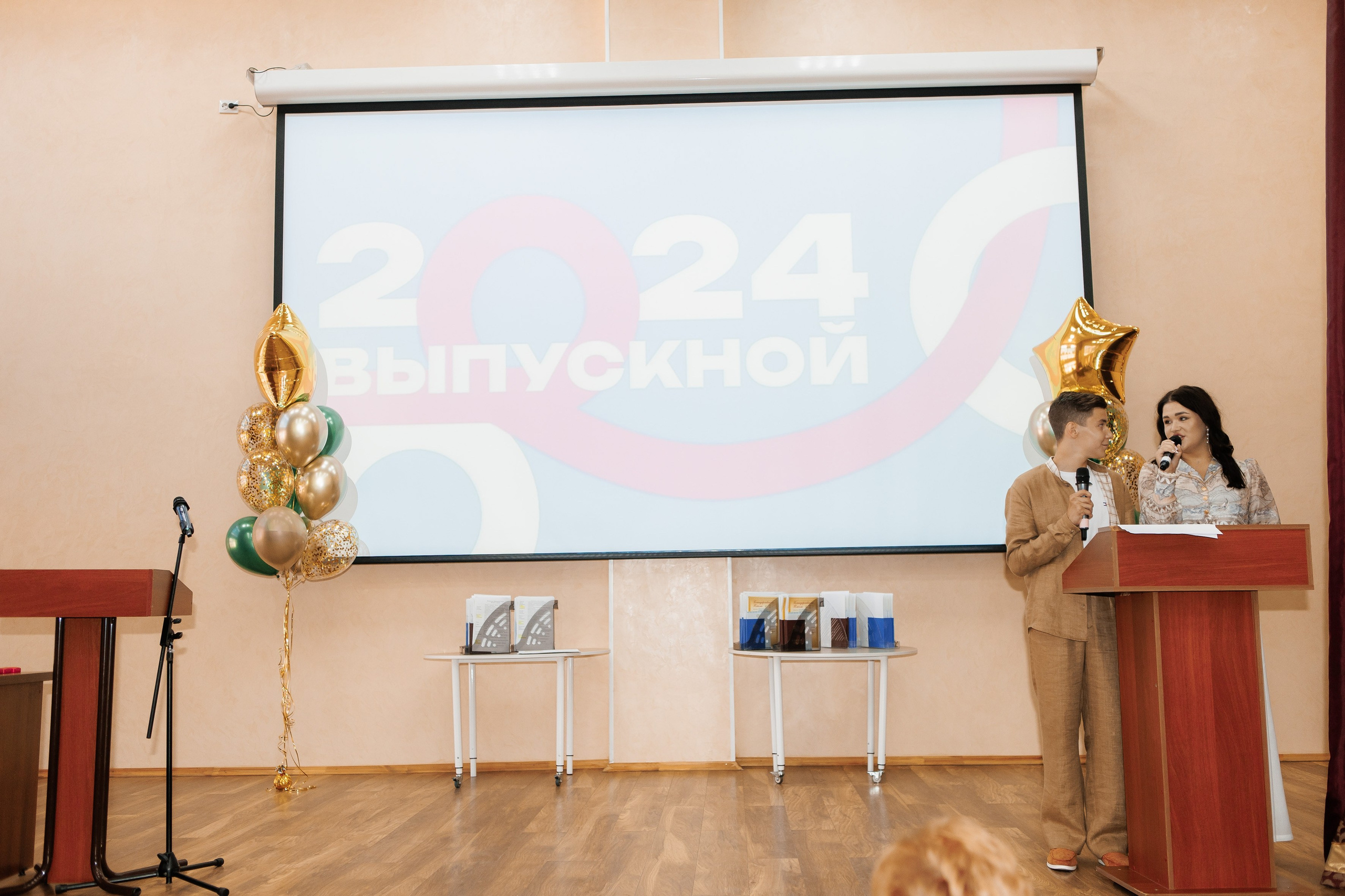 Выпускной Гимназия 12 2024 г. Свадебный и портретный Фотограф в Липецке Дмитрий Котюков