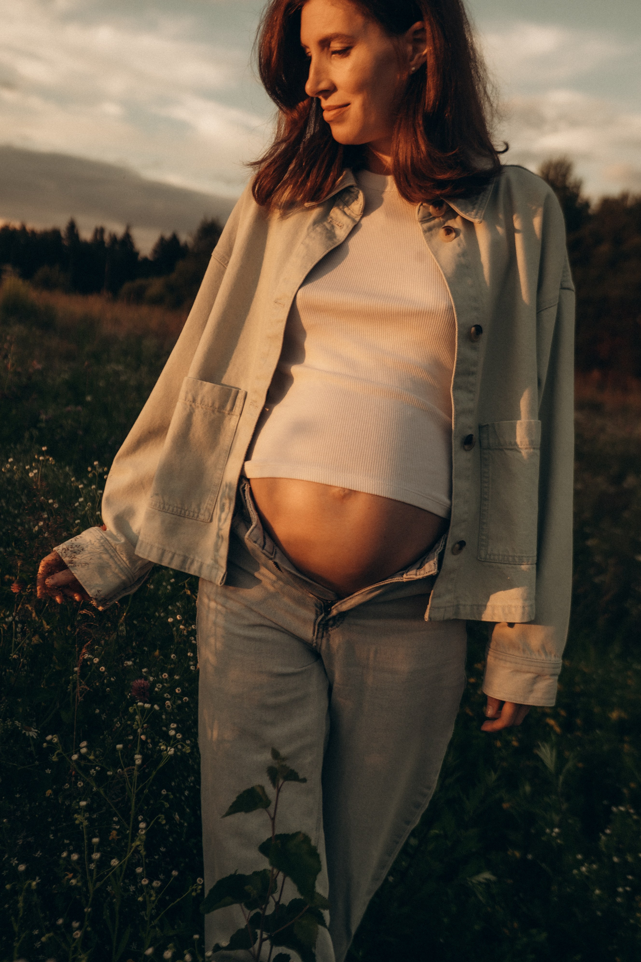 В поле. Гаврилова Настя семейный фотограф lifestyle в Москве