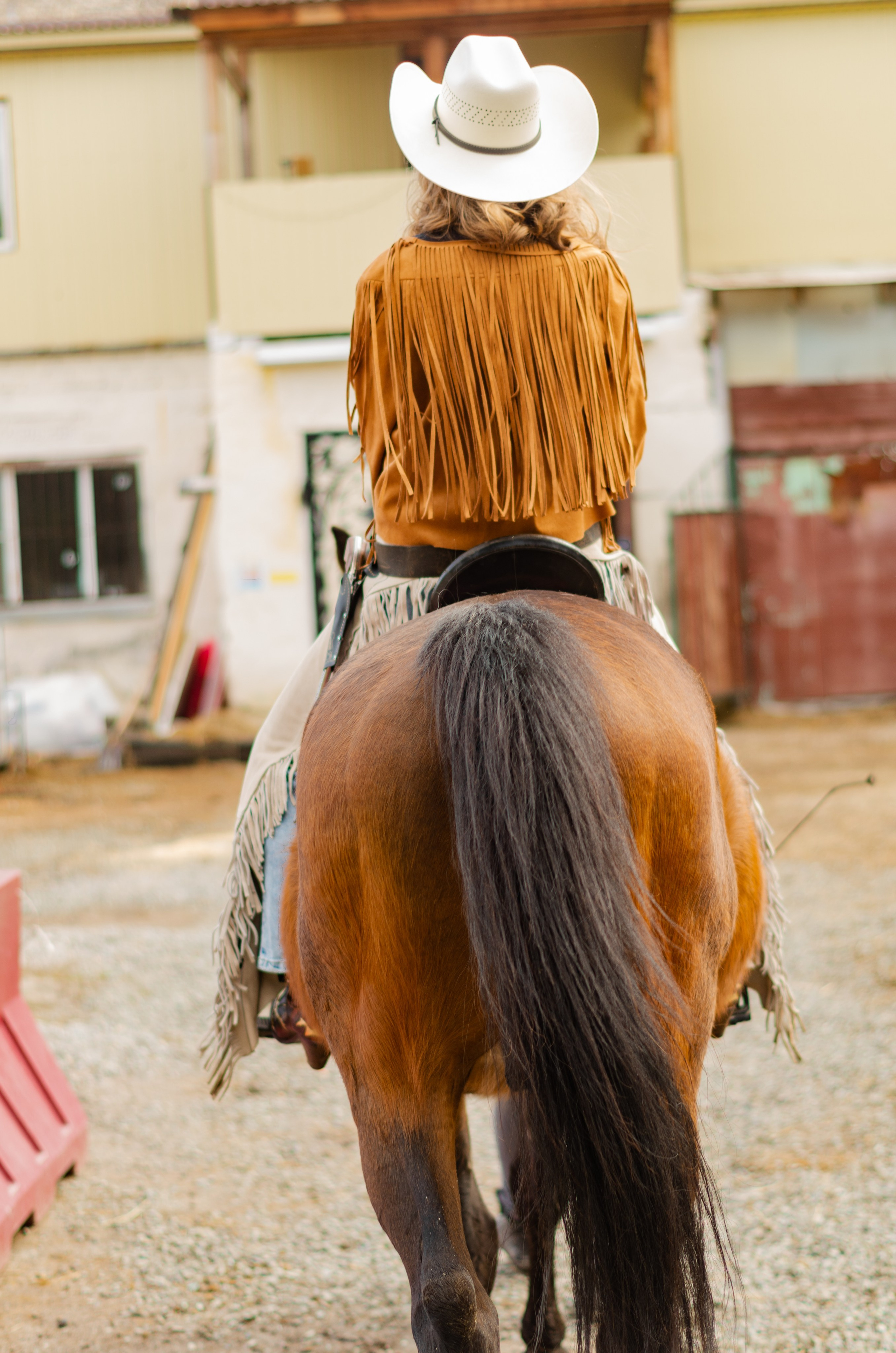 Ковбойская девчонка. Фотограф Марина Доглядная Челябинск фотосессии с лошадьми, мотоциклами