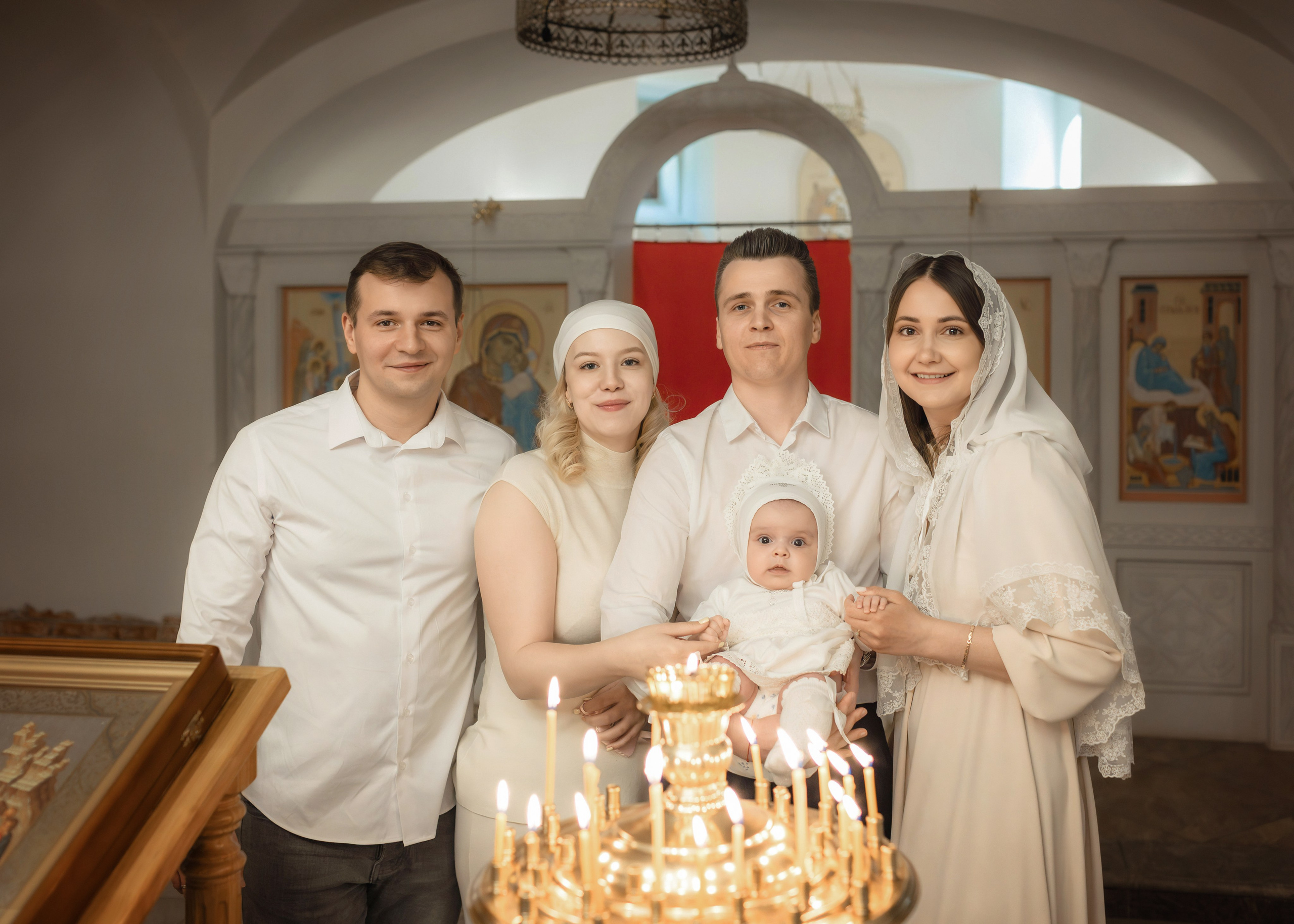 Семейная фотосъёмка после Таинства крещения Алисы.