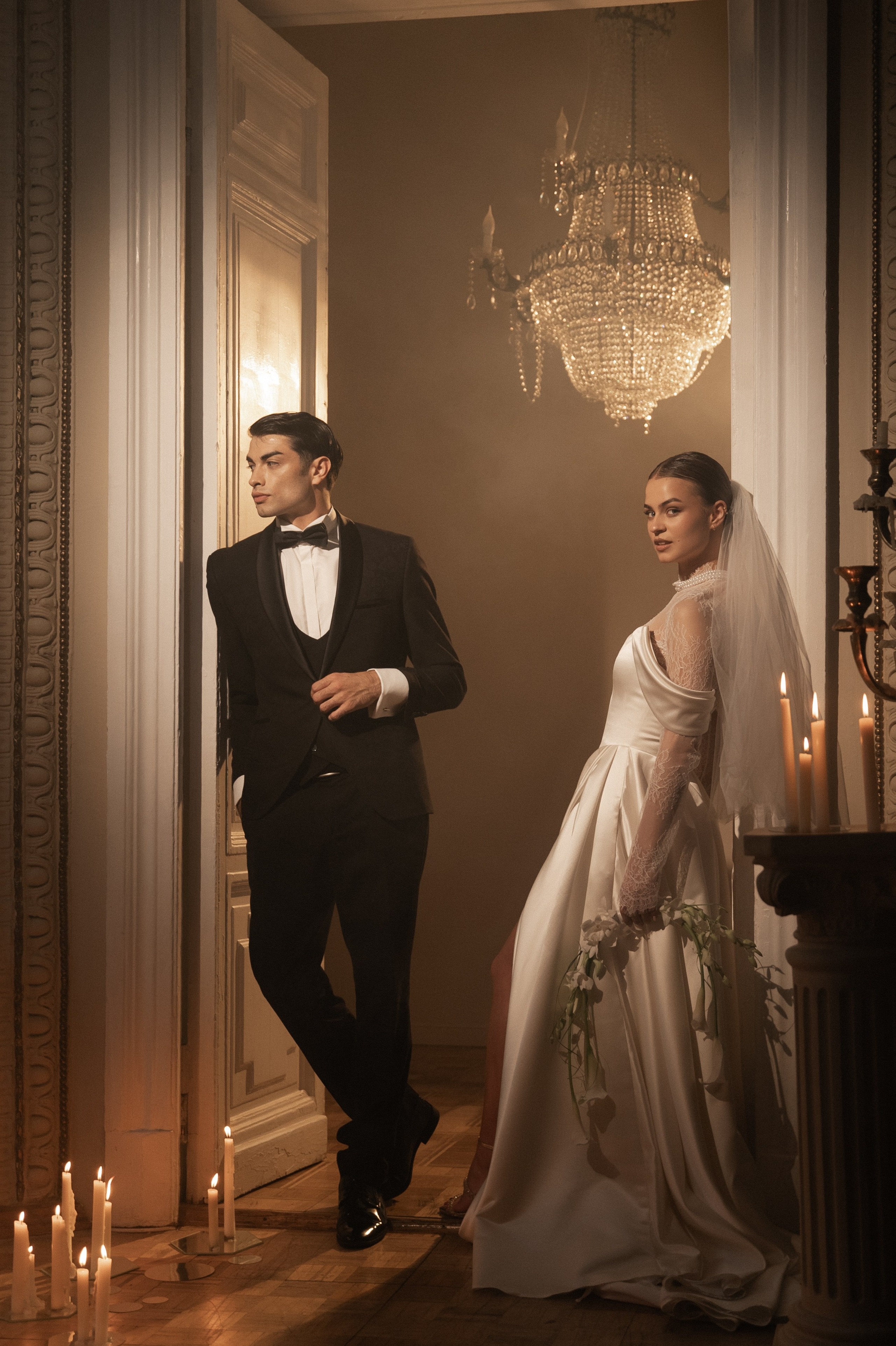 Камерный свадебный ужин при свечах в старинном особняке в фотостудии 21. Kult. Ярослава Ерина — свадебный фотограф в Москве